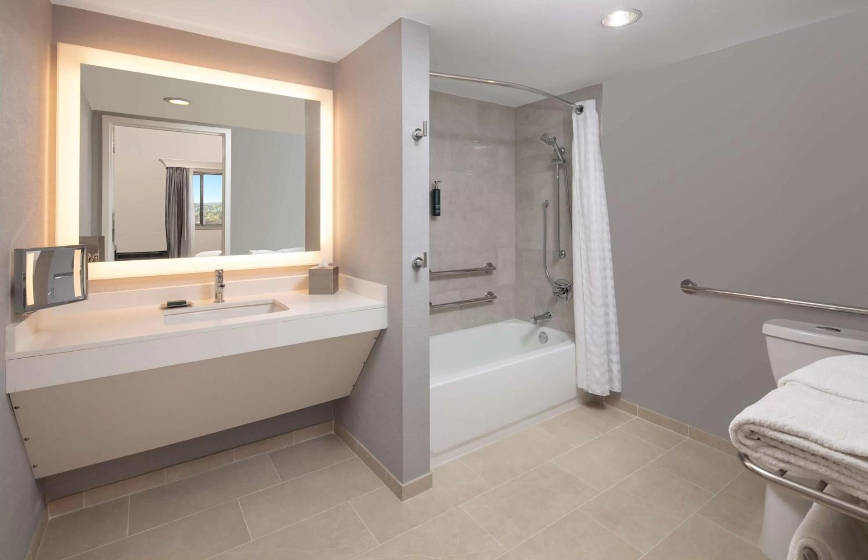 Bathroom in Hilton Concord