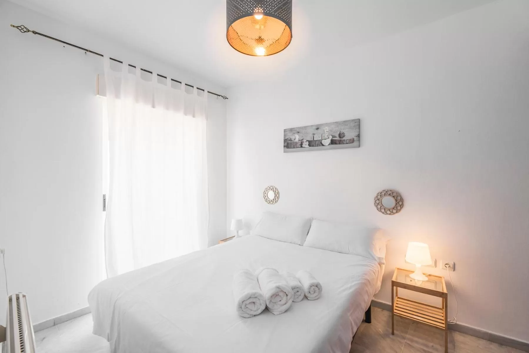 Bedroom, Bed in Apartamentos Granata