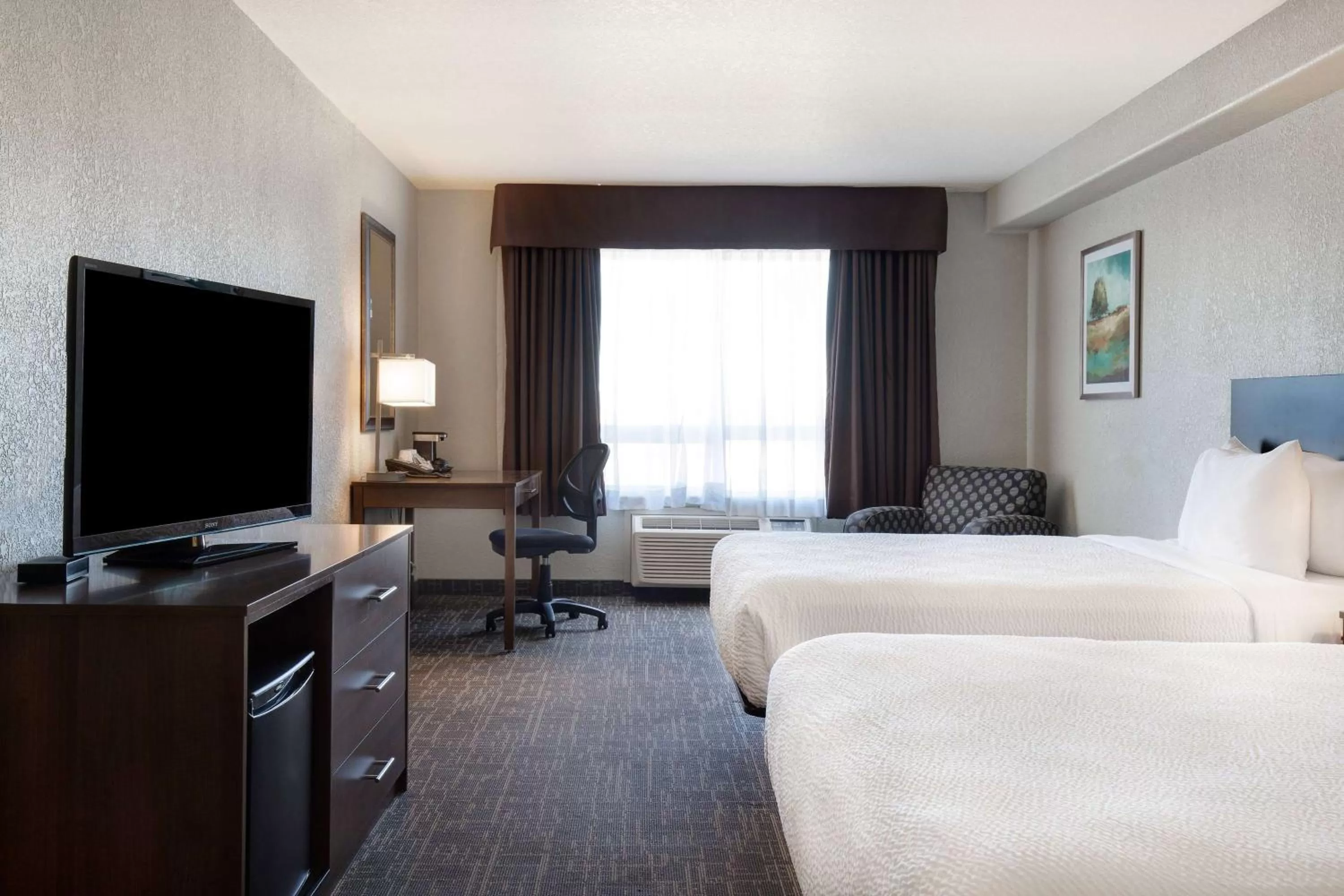 Photo of the whole room, Bed in Days Inn & Suites by Wyndham Yorkton