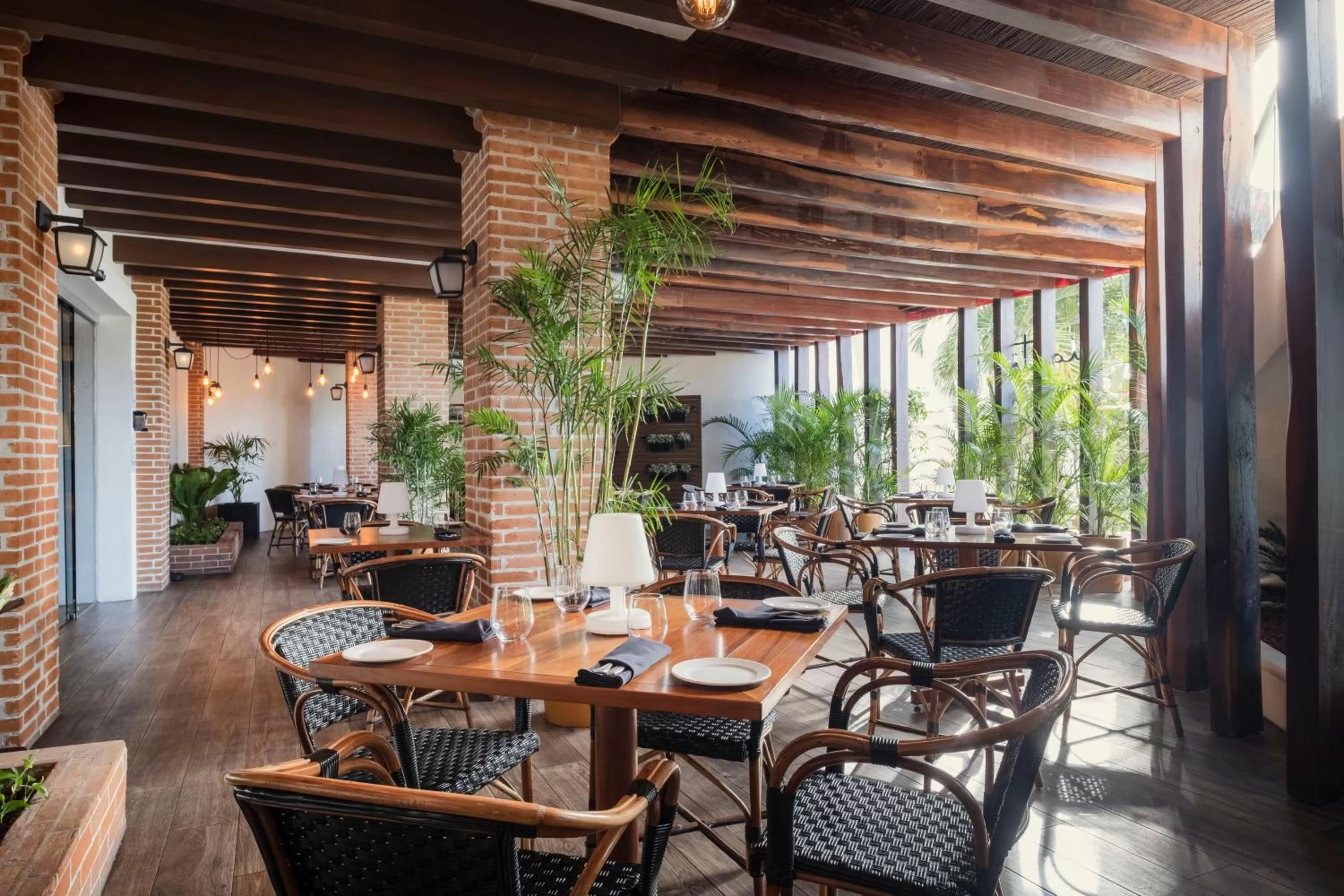 Restaurant/places to eat in Hotel NYX Cancun