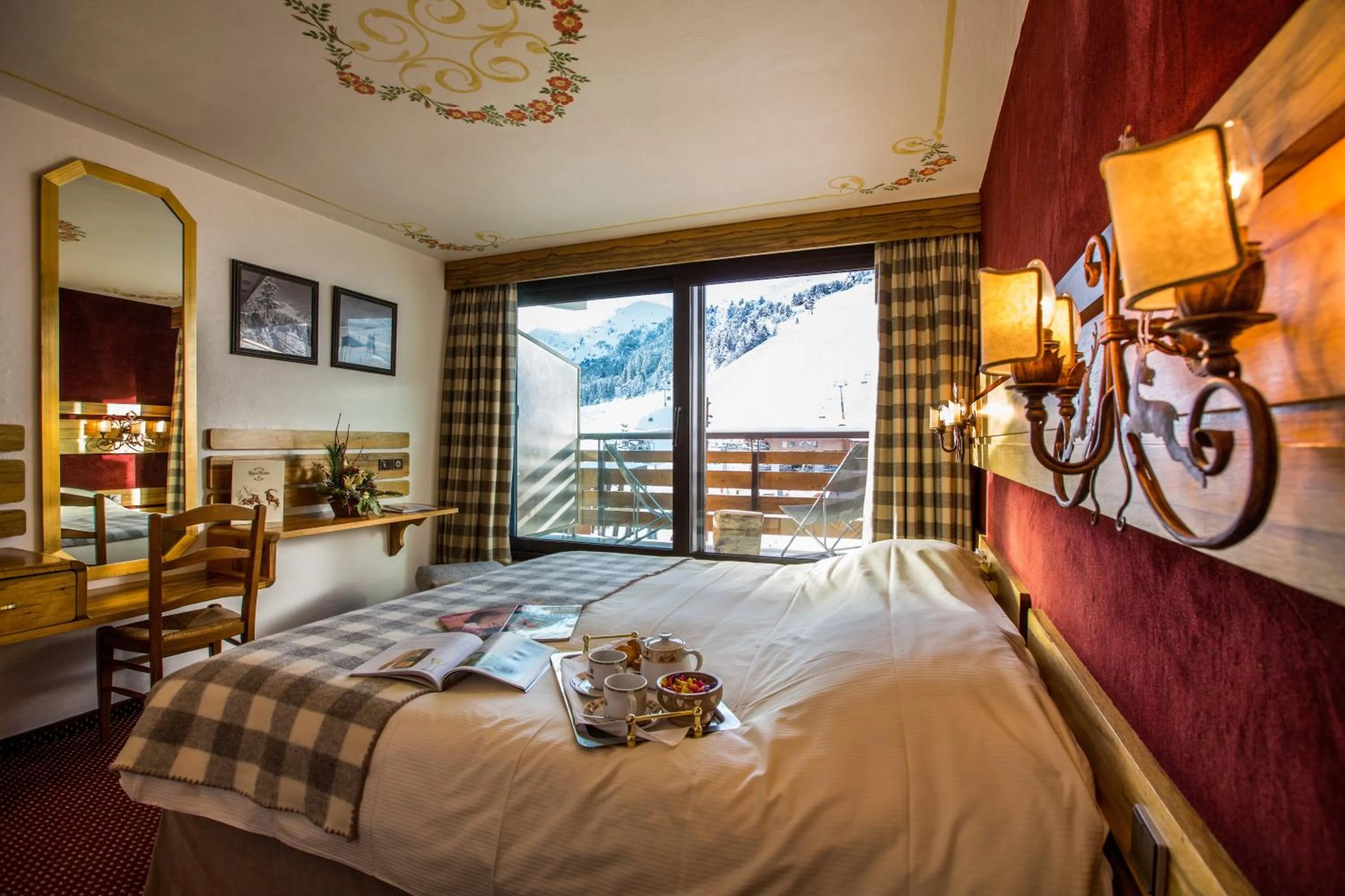 Photo of the whole room, Bed in Hôtel Alpen Ruitor