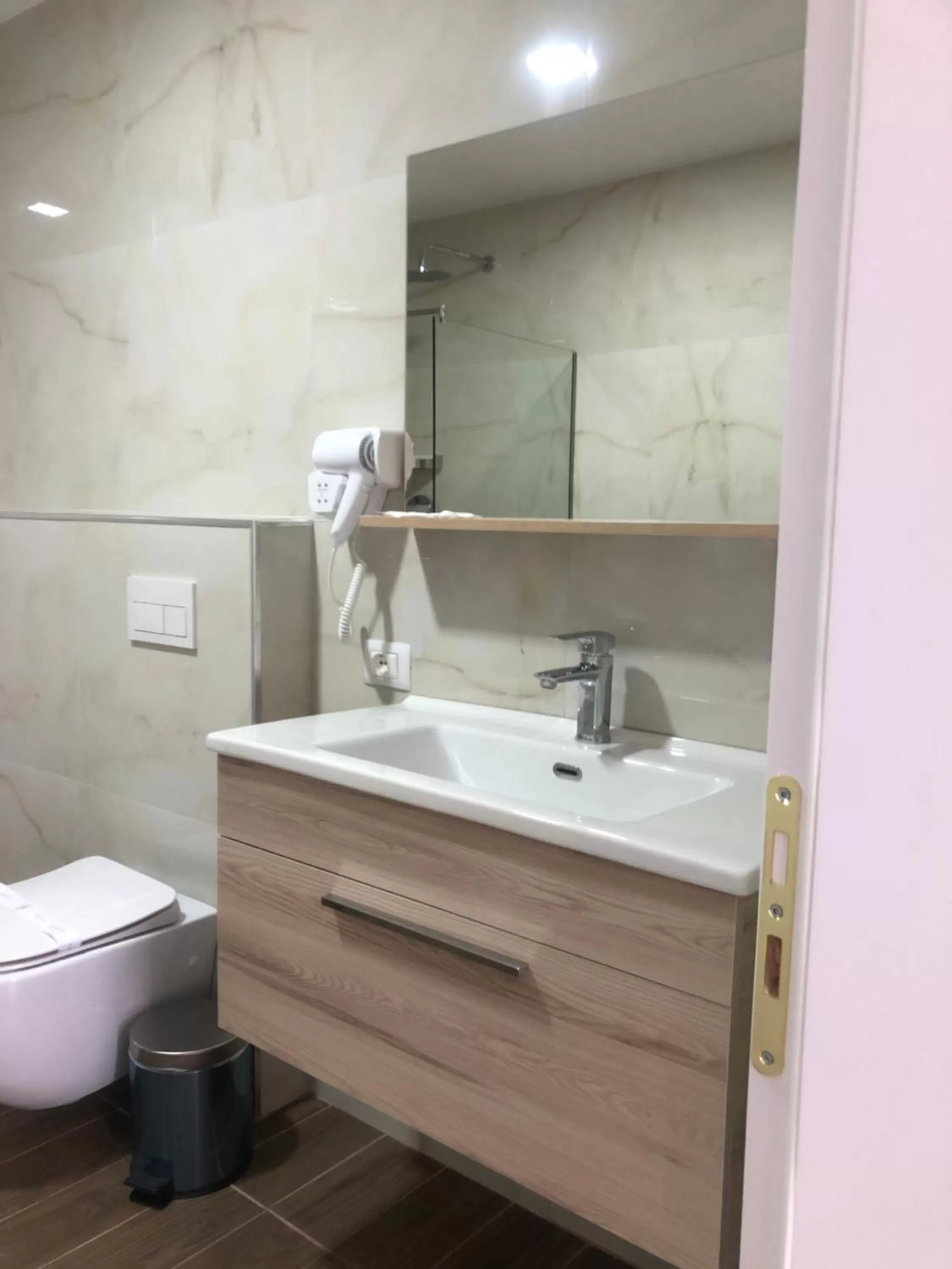 Bathroom in Grand Hotel Pogradec