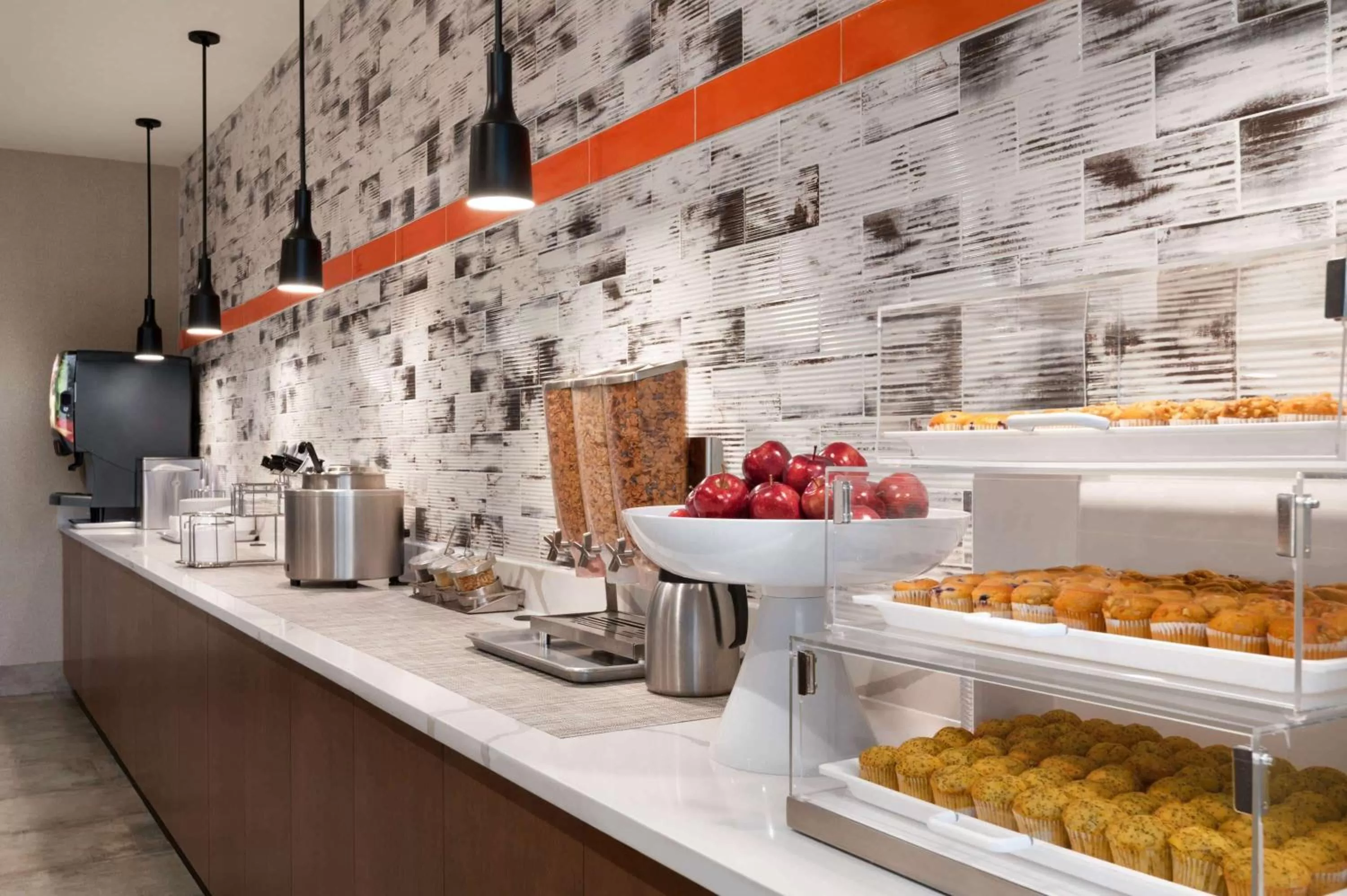 Restaurant/places to eat in La Quinta Inn & Suites by Wyndham Marysville