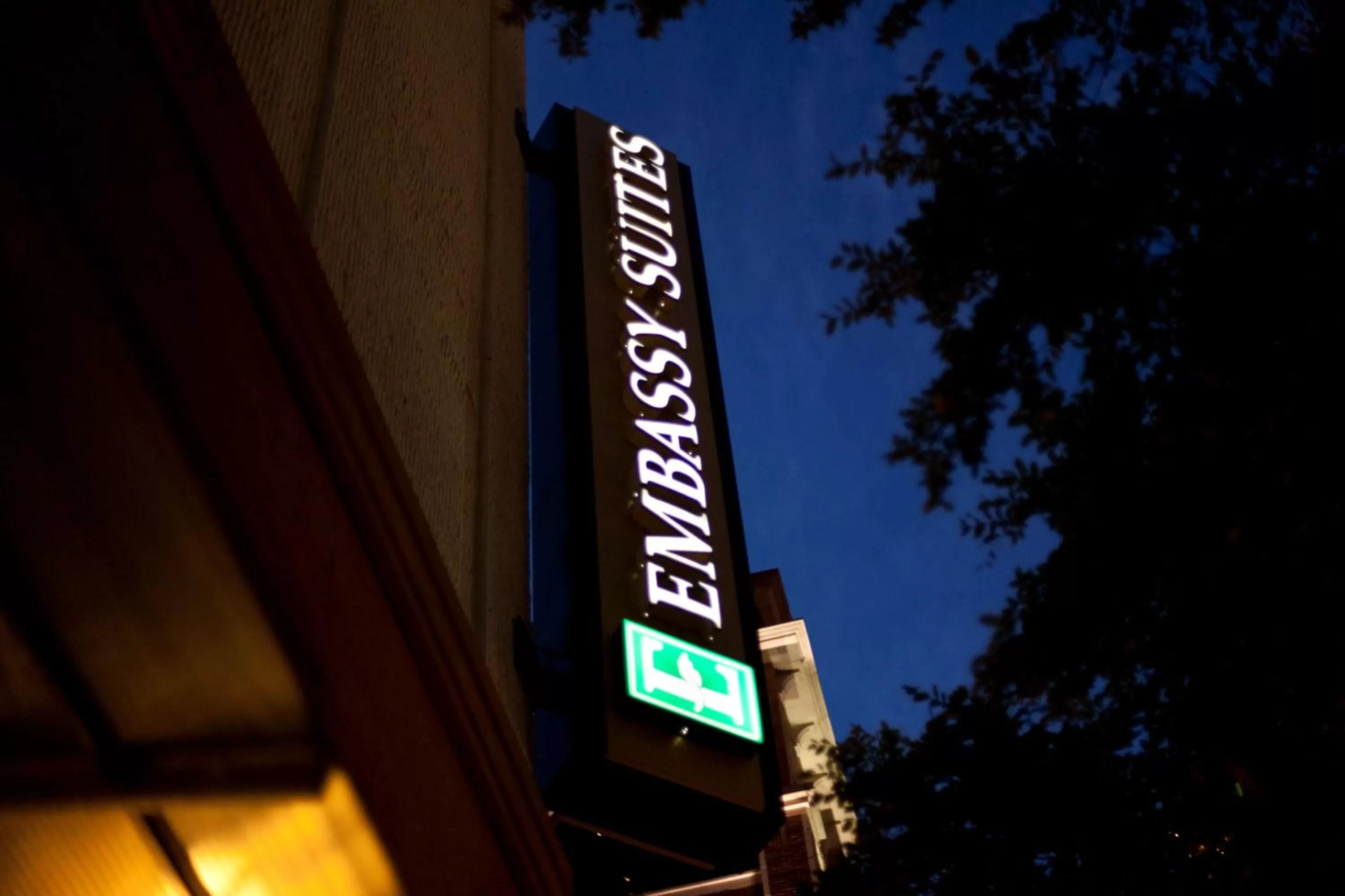 Property building in Embassy Suites by Hilton Fort Worth Downtown