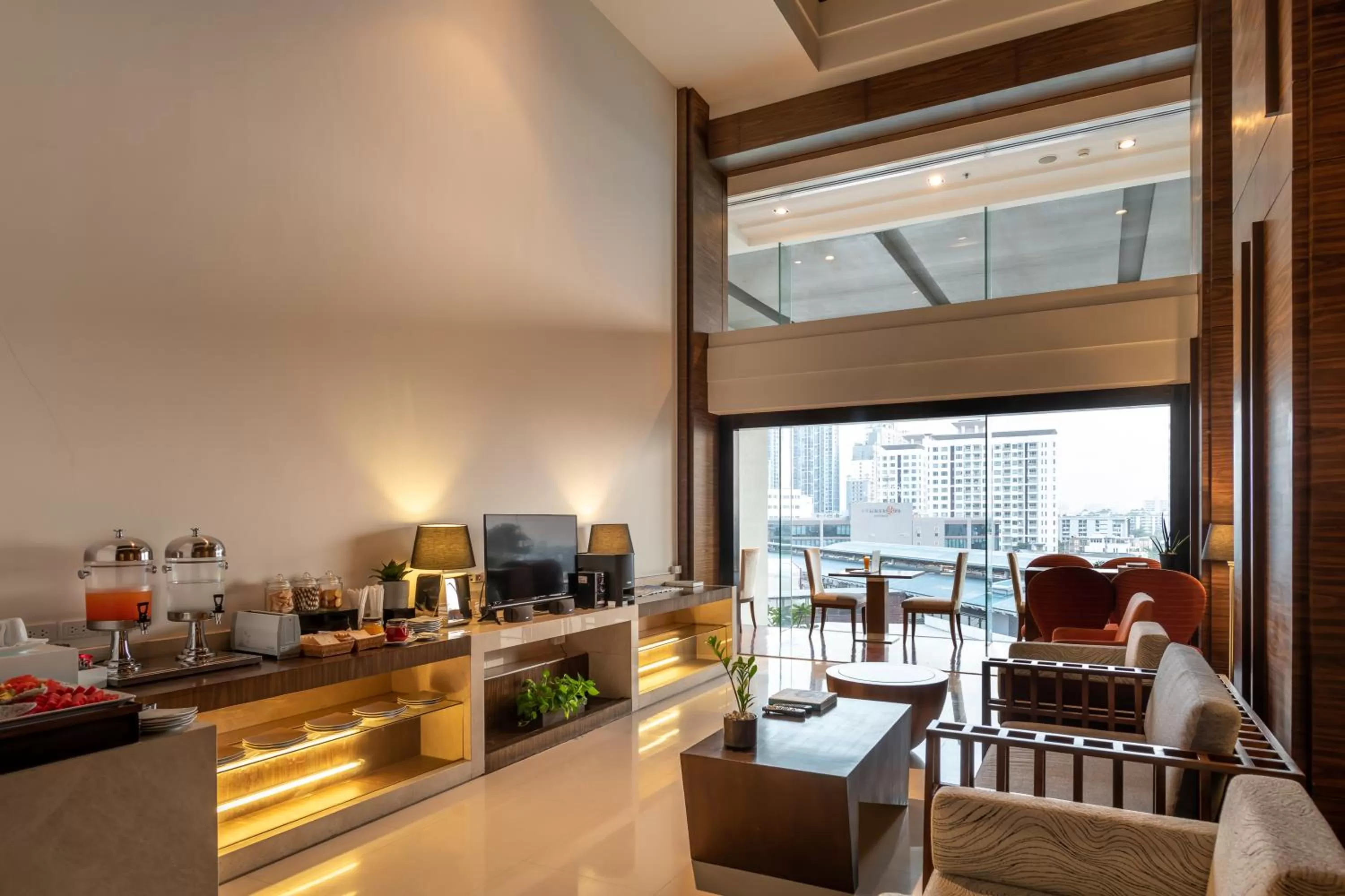 Lounge or bar in Jasmine Resort Bangkok