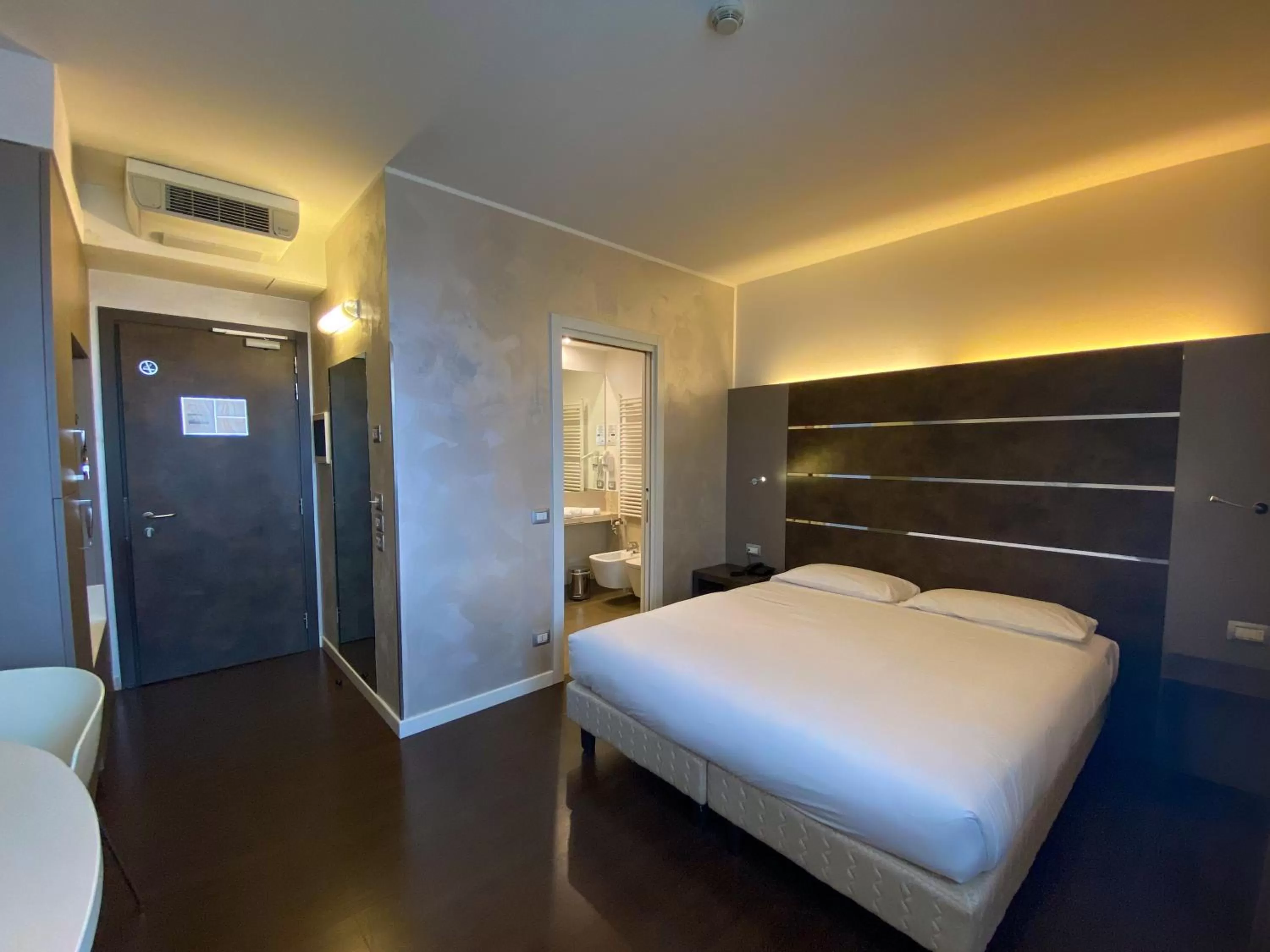 Photo of the whole room, Bed in AMEDIA Hotel