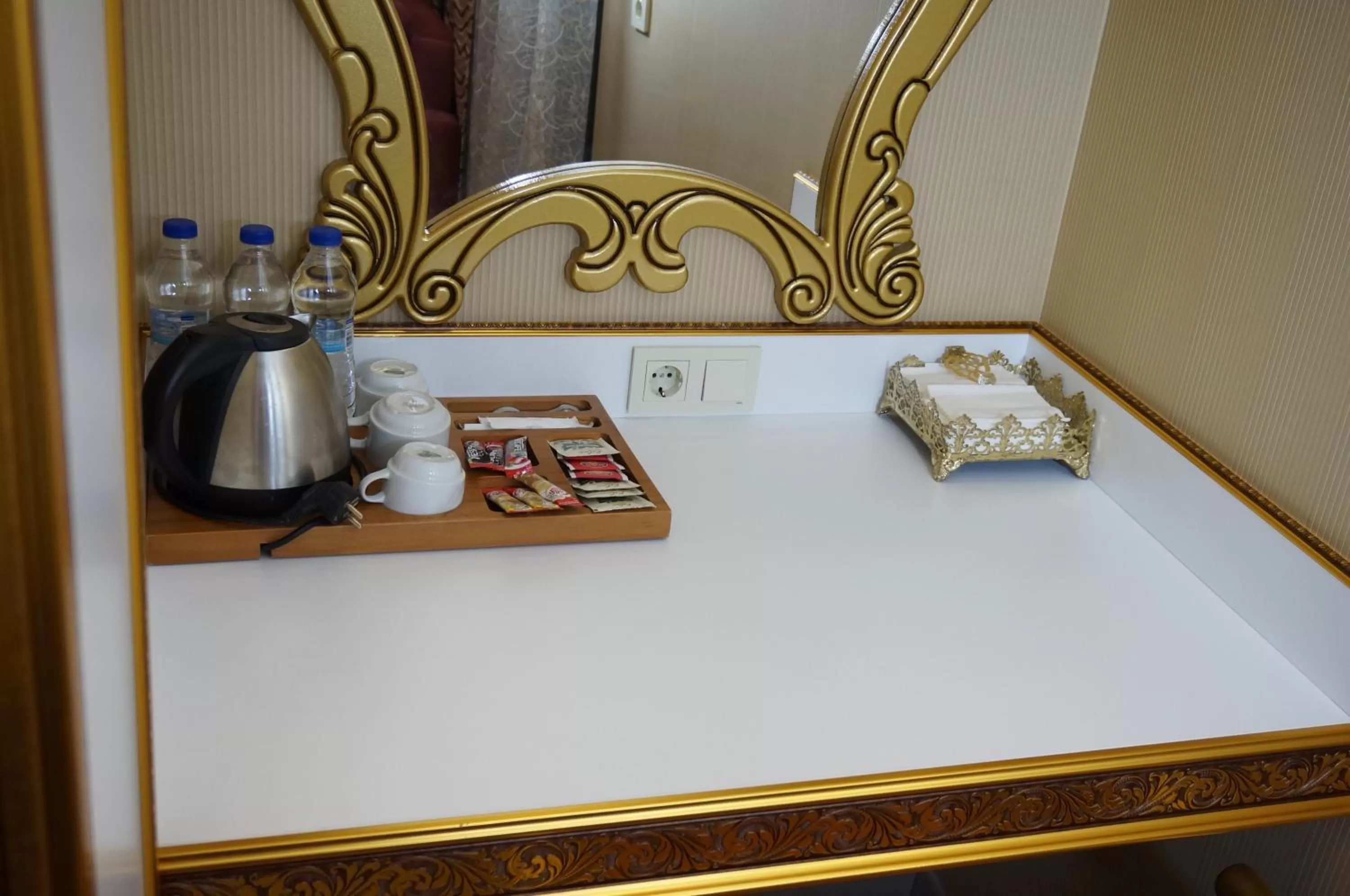 Coffee/tea facilities in Phosphorion