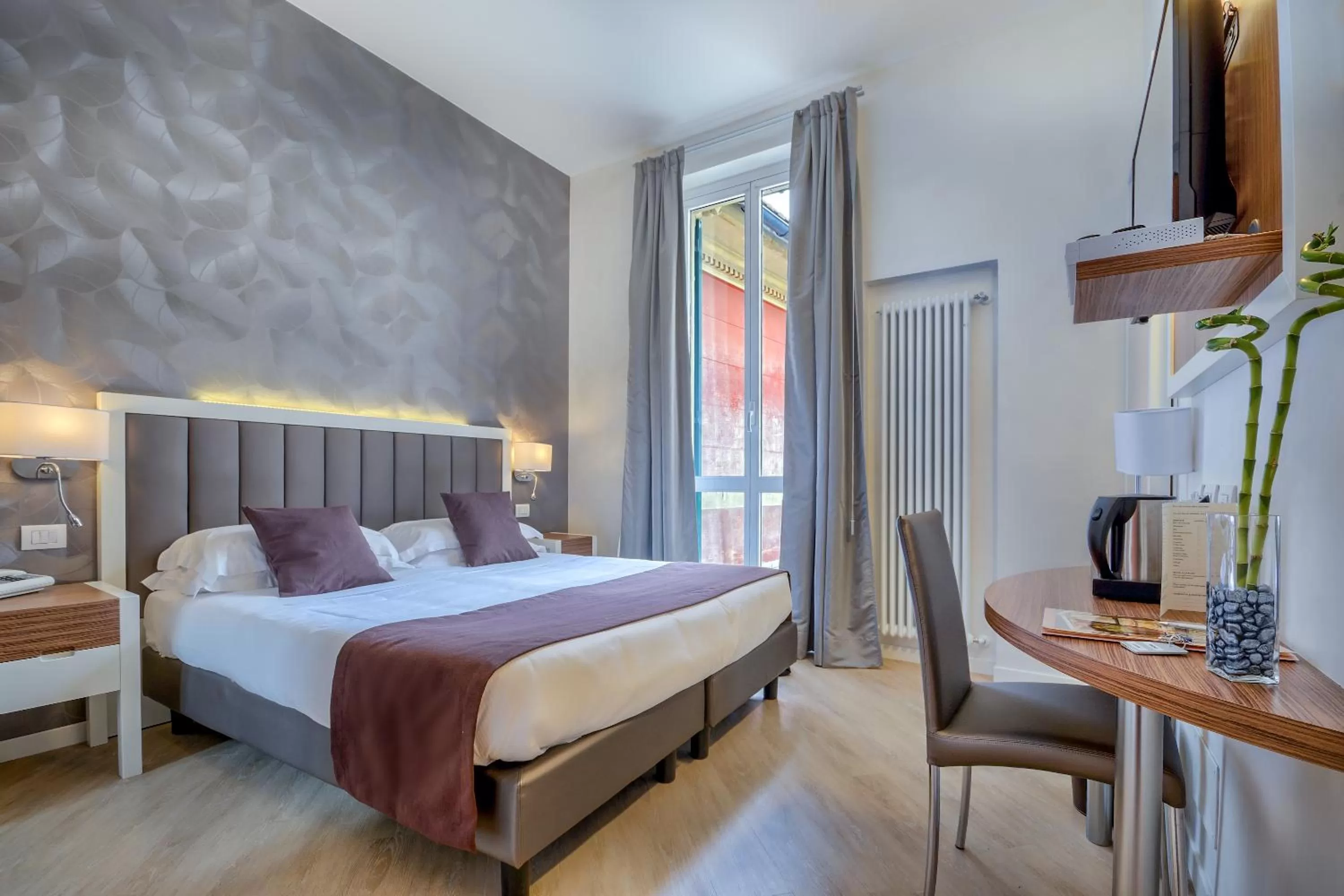 Bed in Hotel Monte Rosa