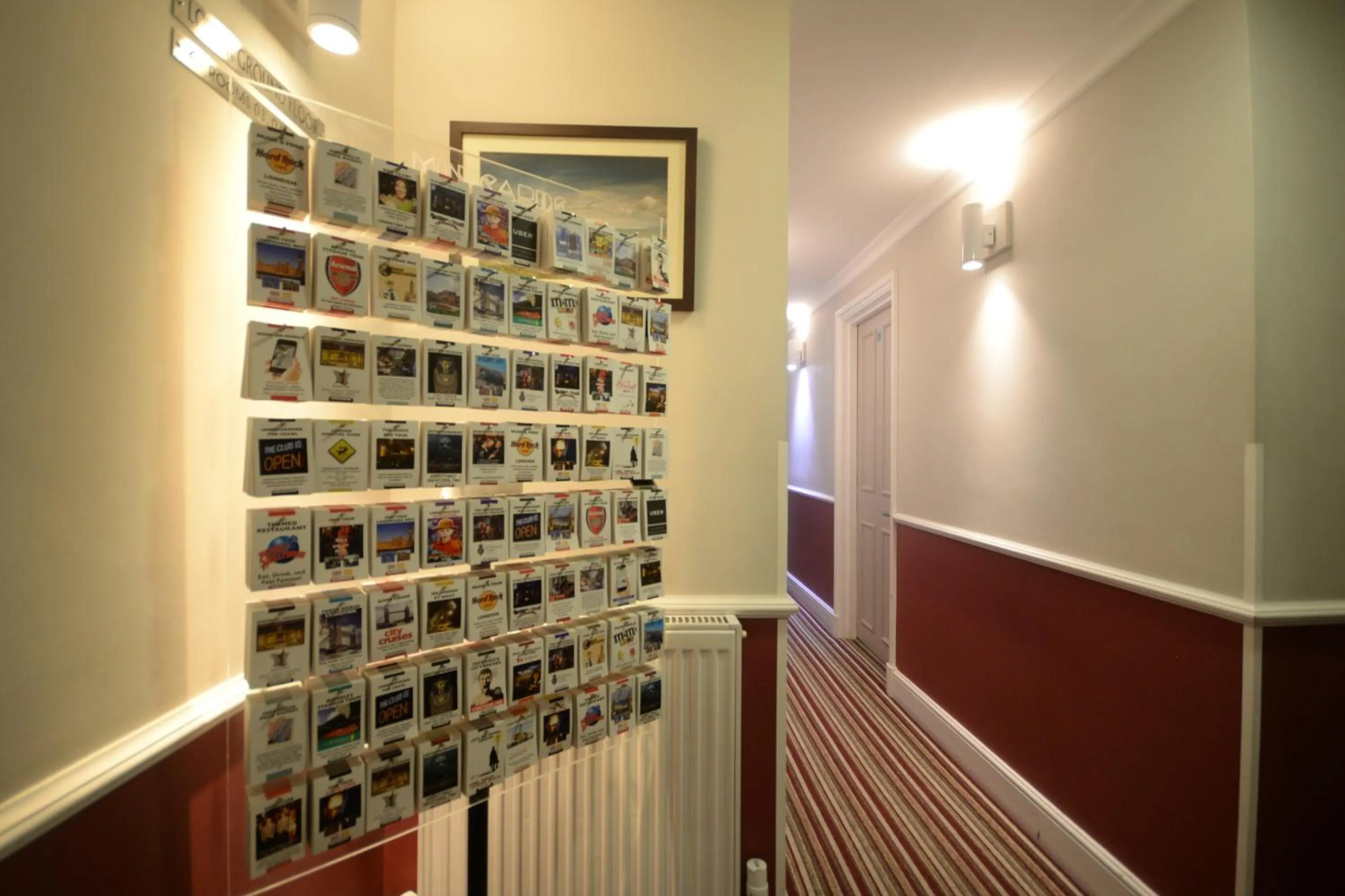 Area and facilities in Royal Cambridge Hotel