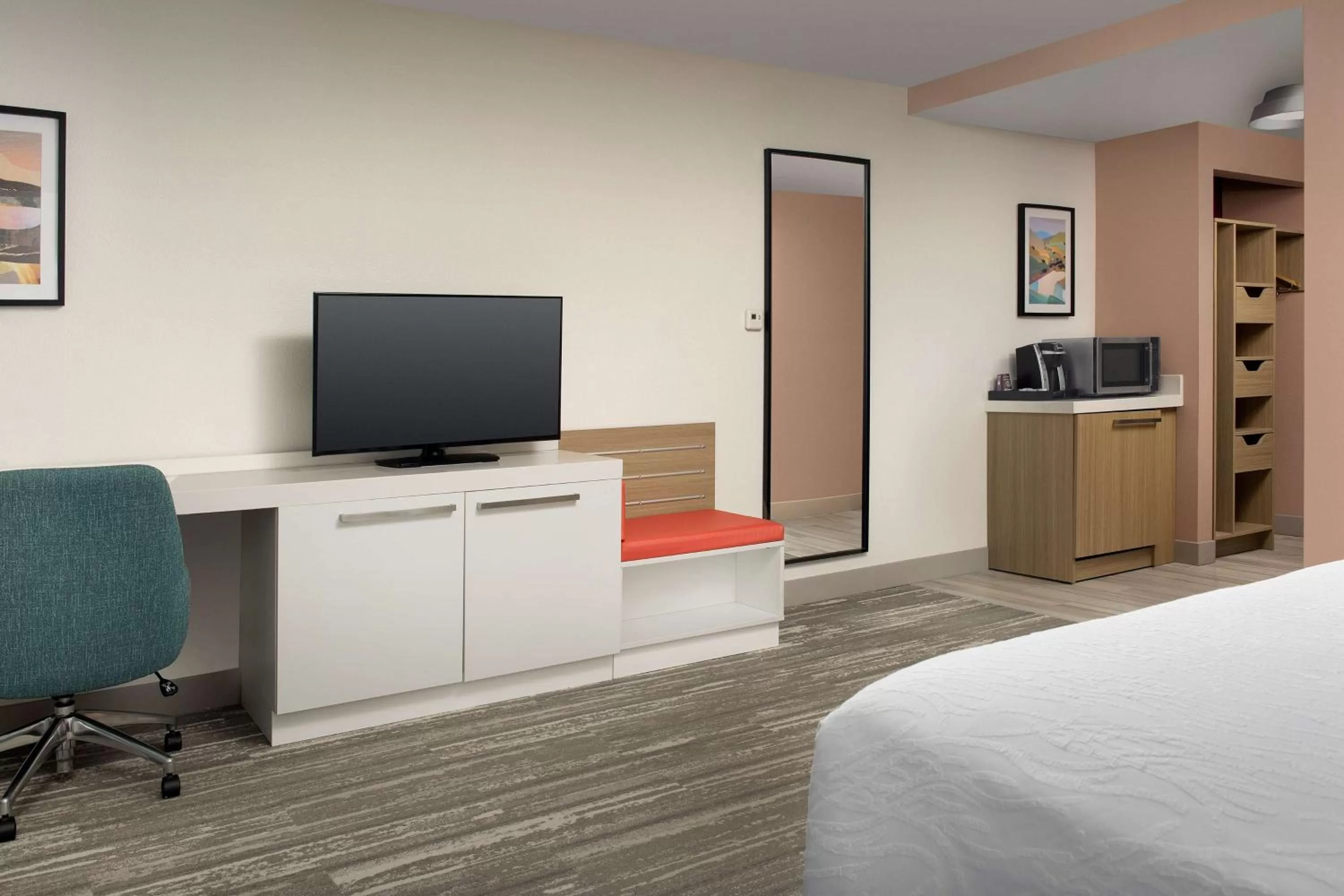 Bedroom, Bed in Hilton Garden Inn Dallas/Duncanville