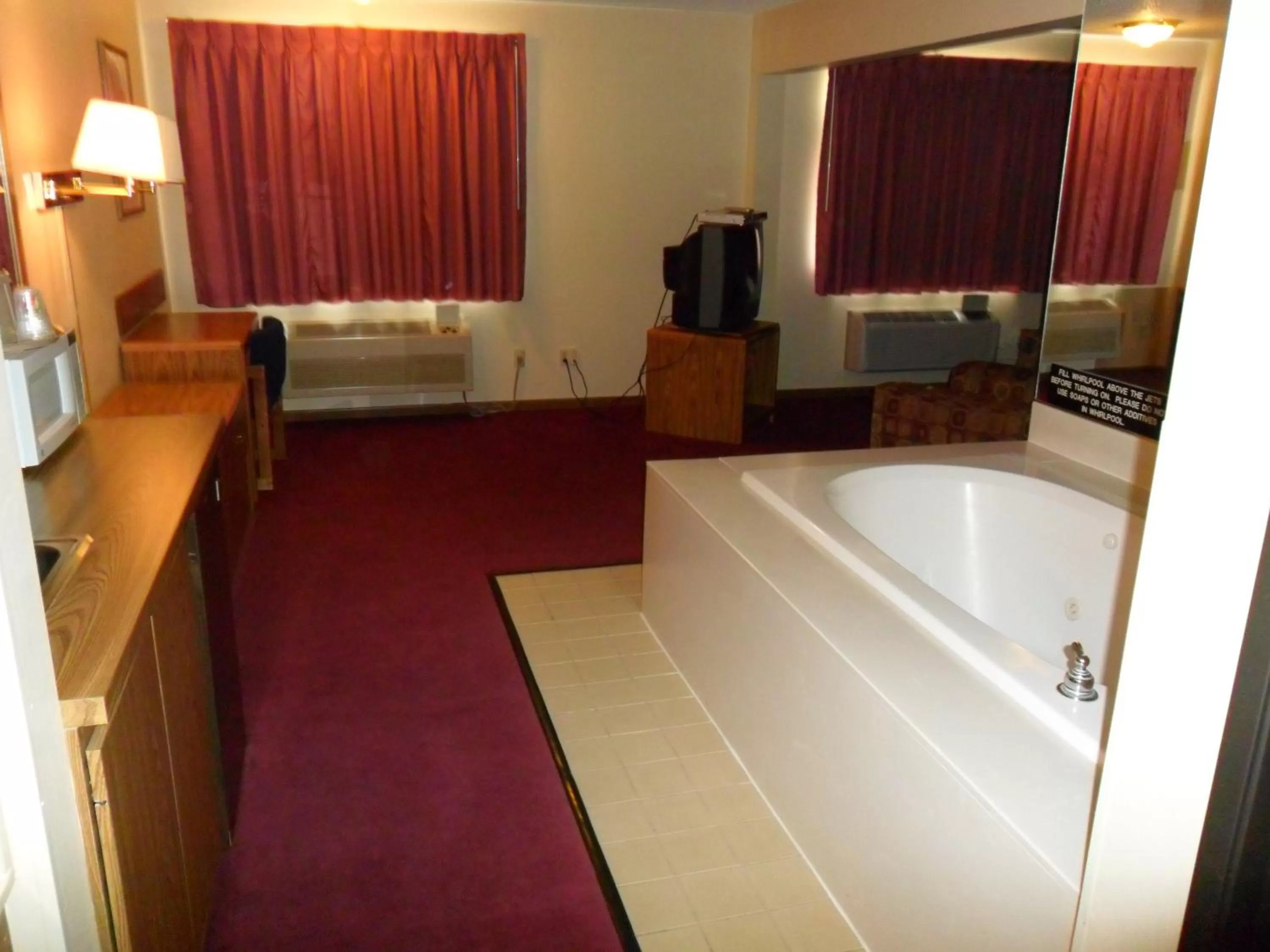 Decorative detail in Super 8 by Wyndham Chadron NE