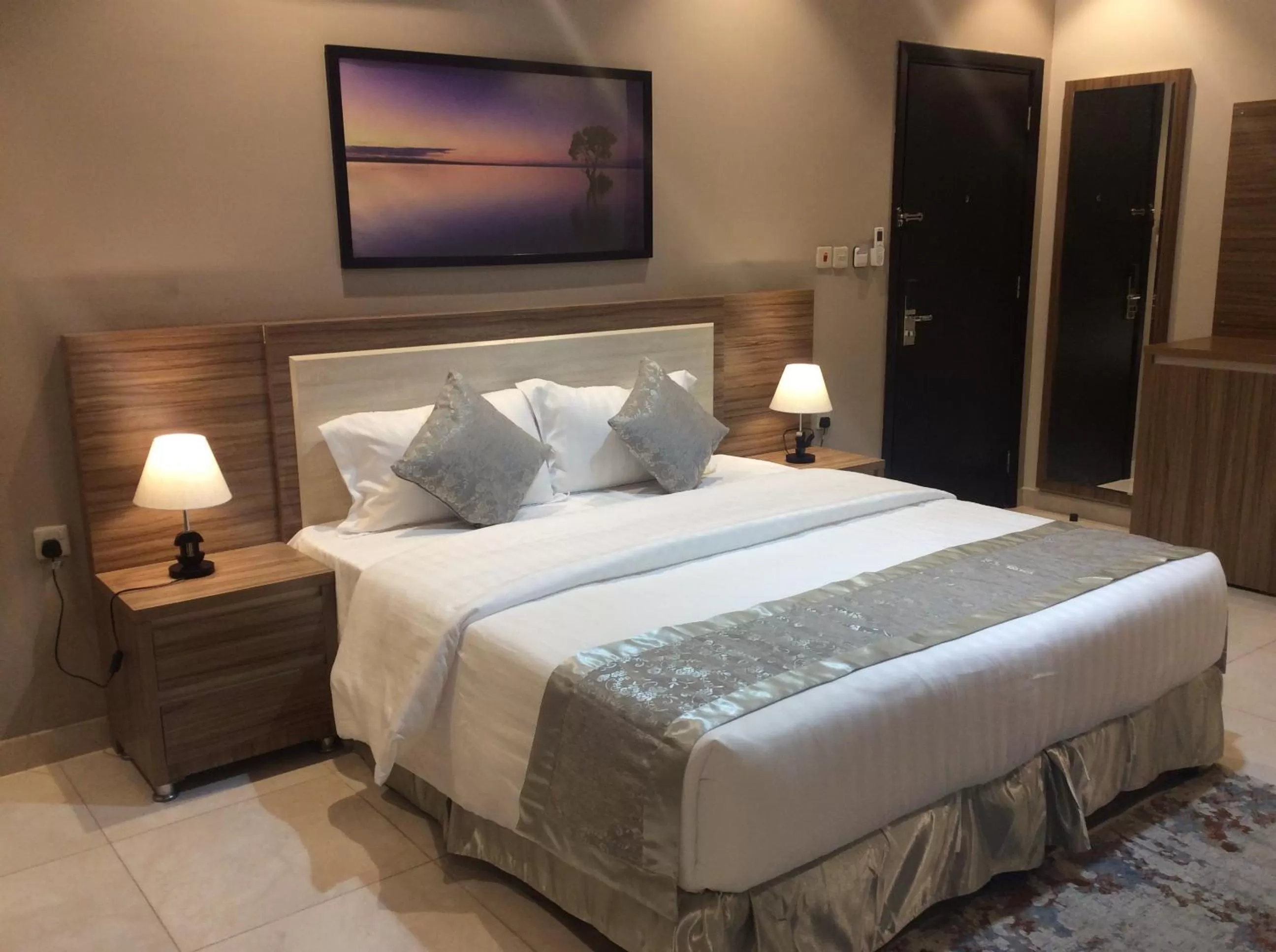 Bed in Admire Apart' Hotel