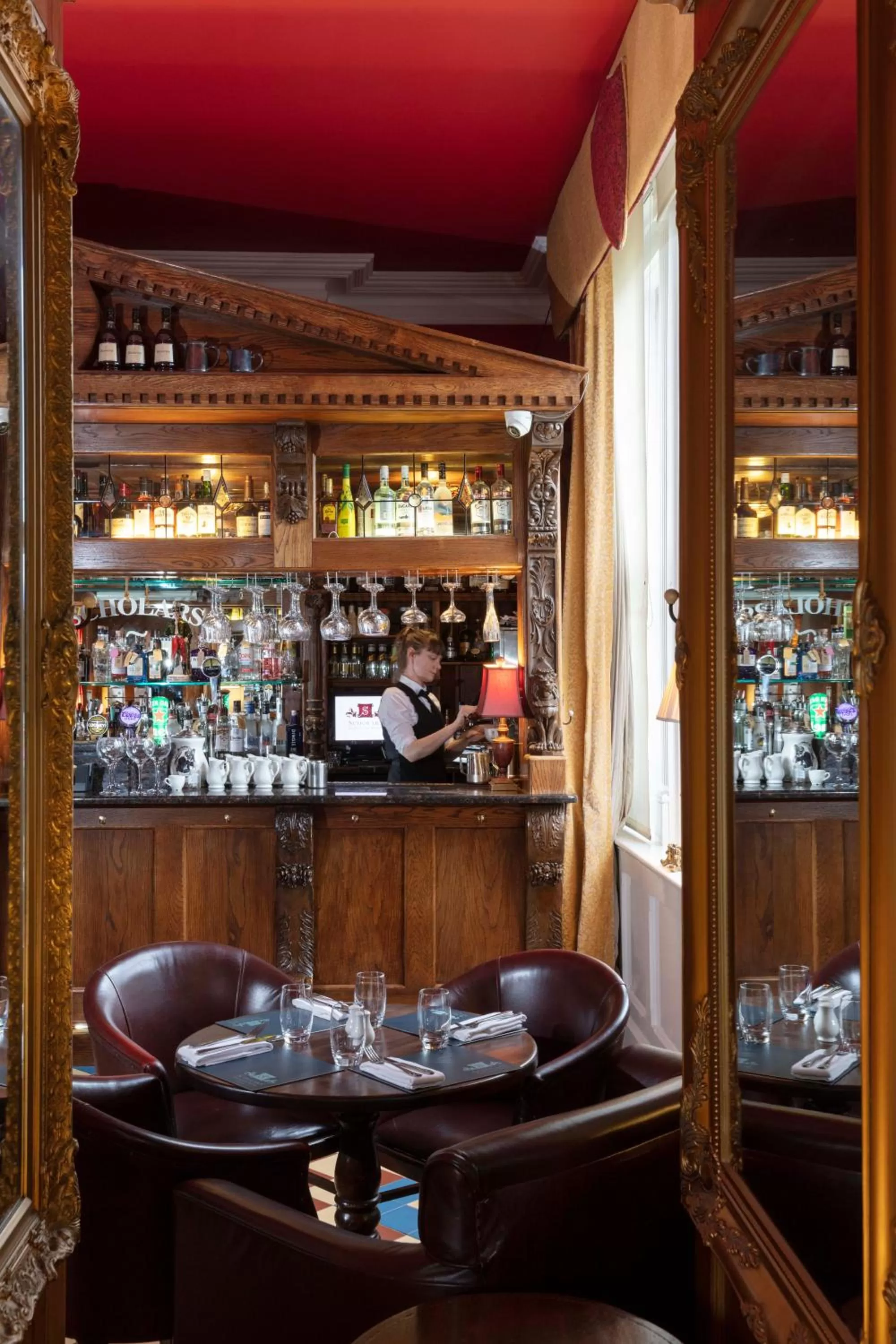 Scholars Townhouse Hotel