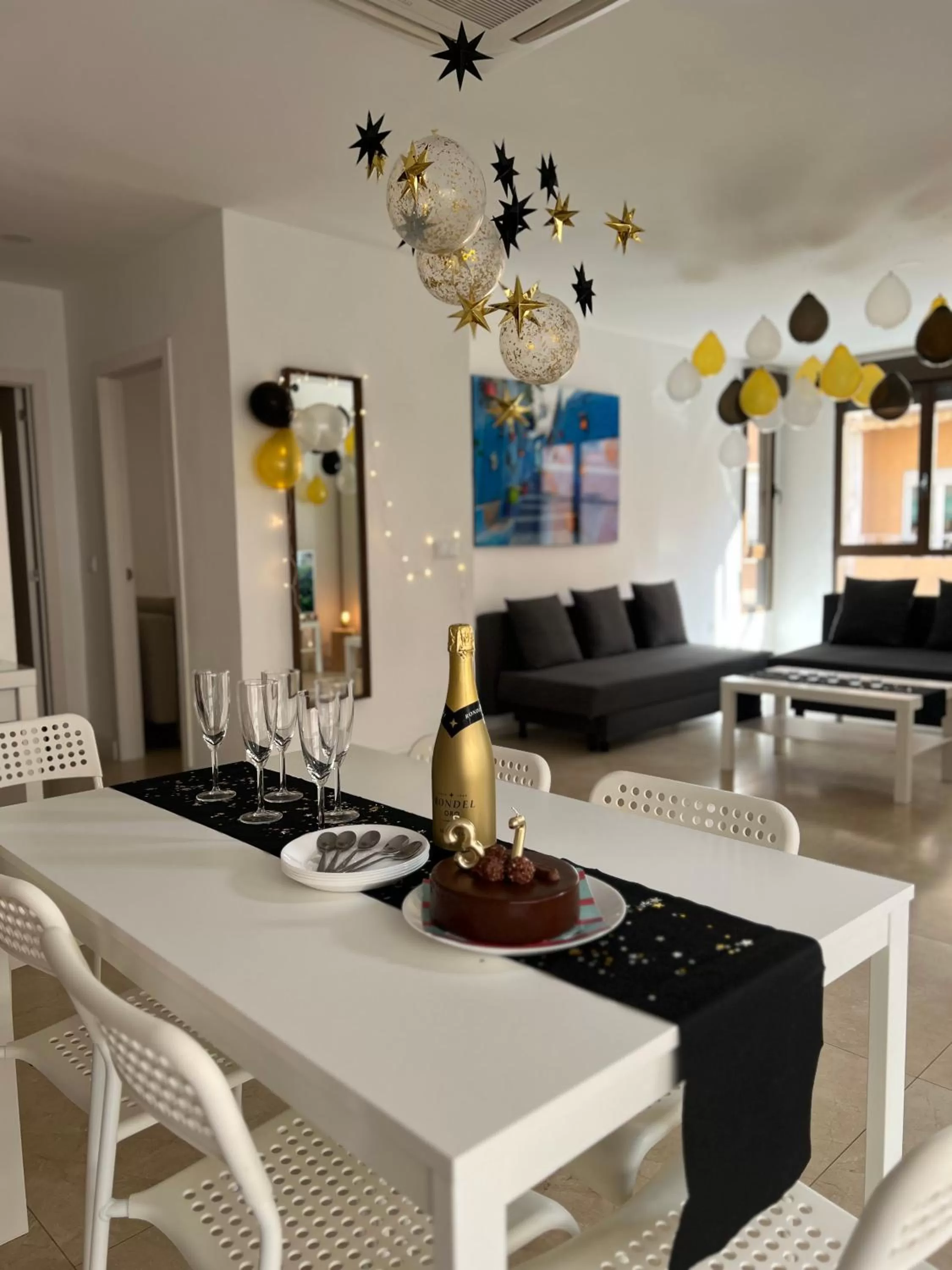 Living room in Soho Boho Apartments - with sunny rooftop terrace and fiber optic internet