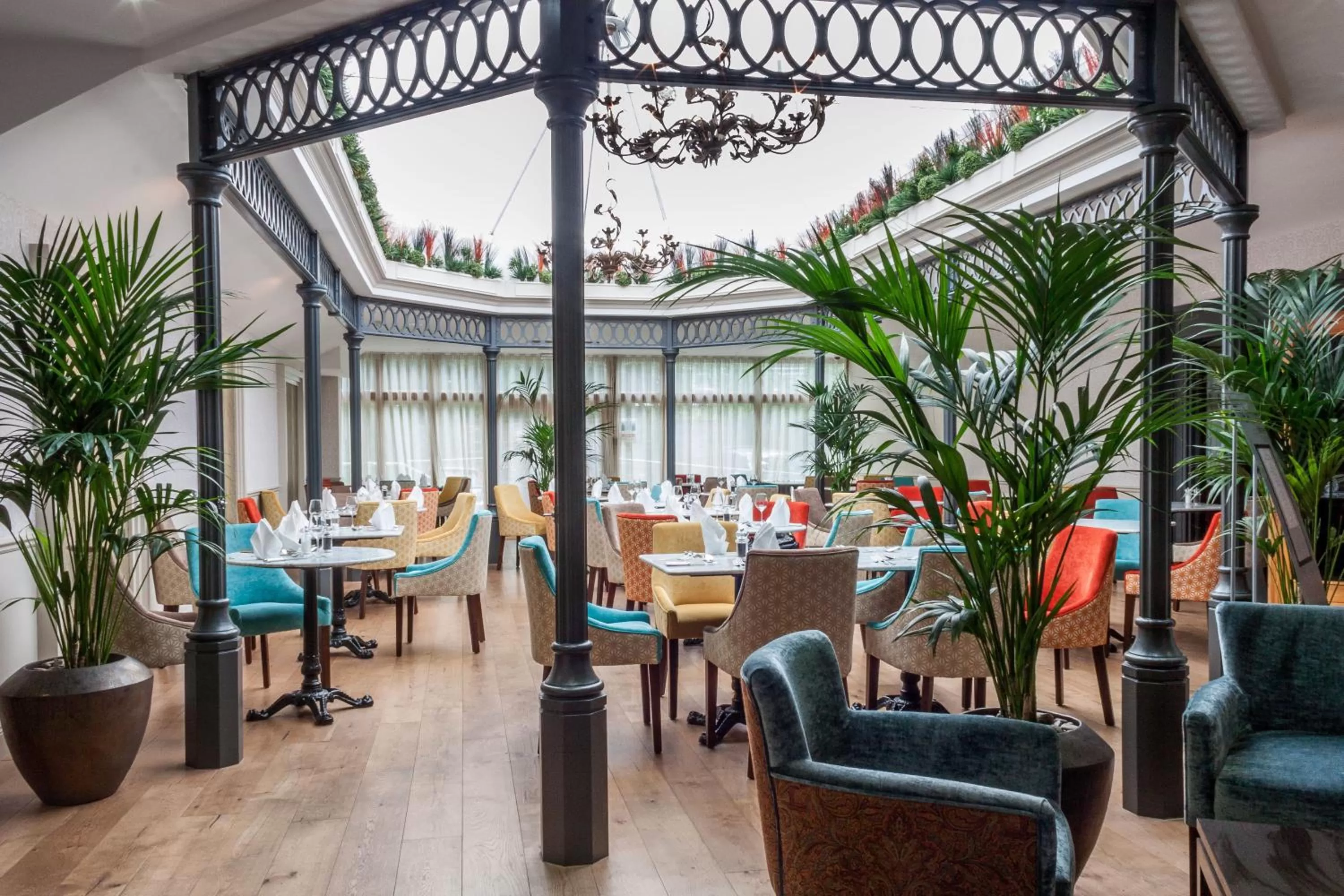 Communal lounge/ TV room in Gonville Hotel