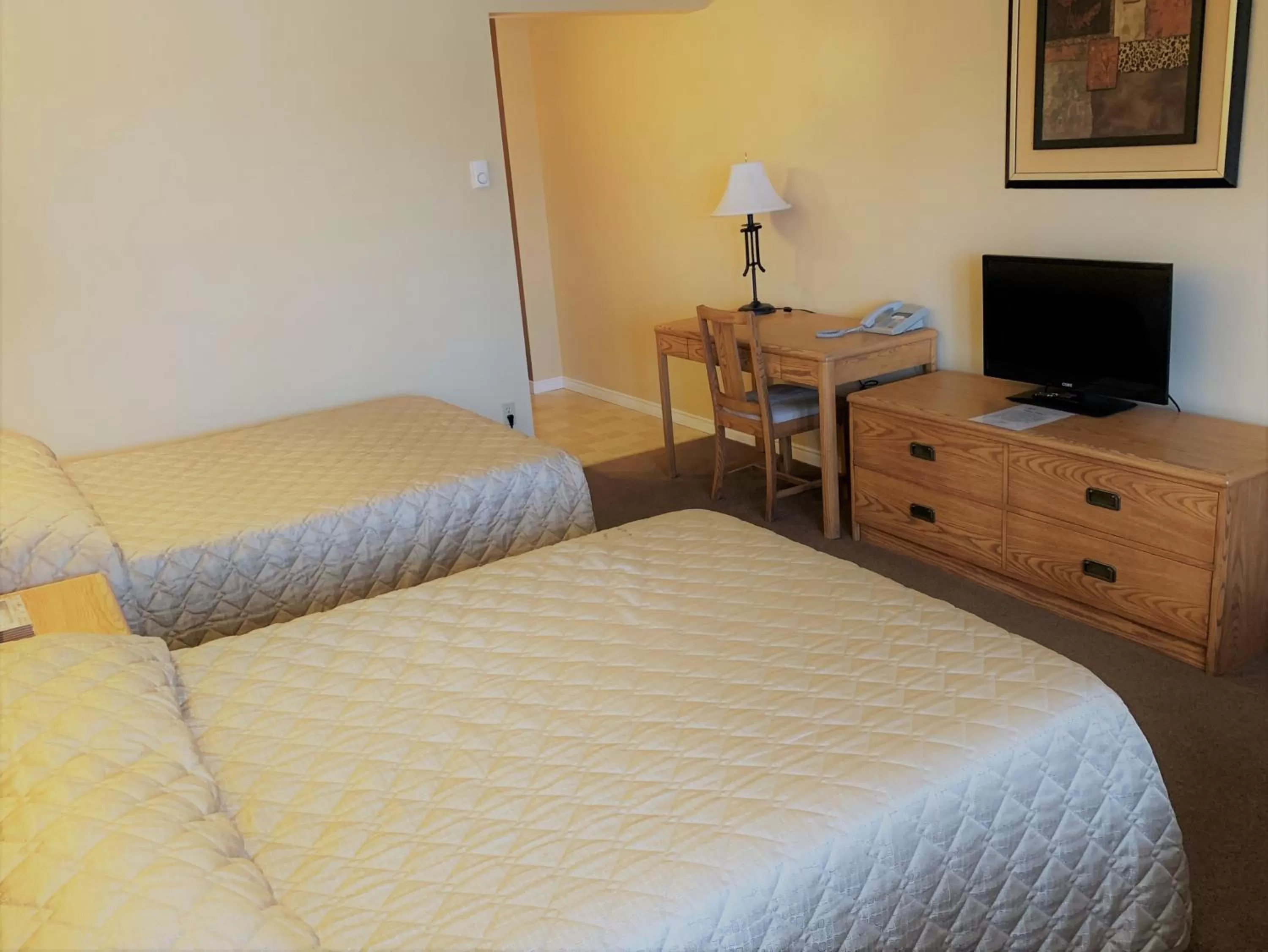 Bed in Hawberry Motel