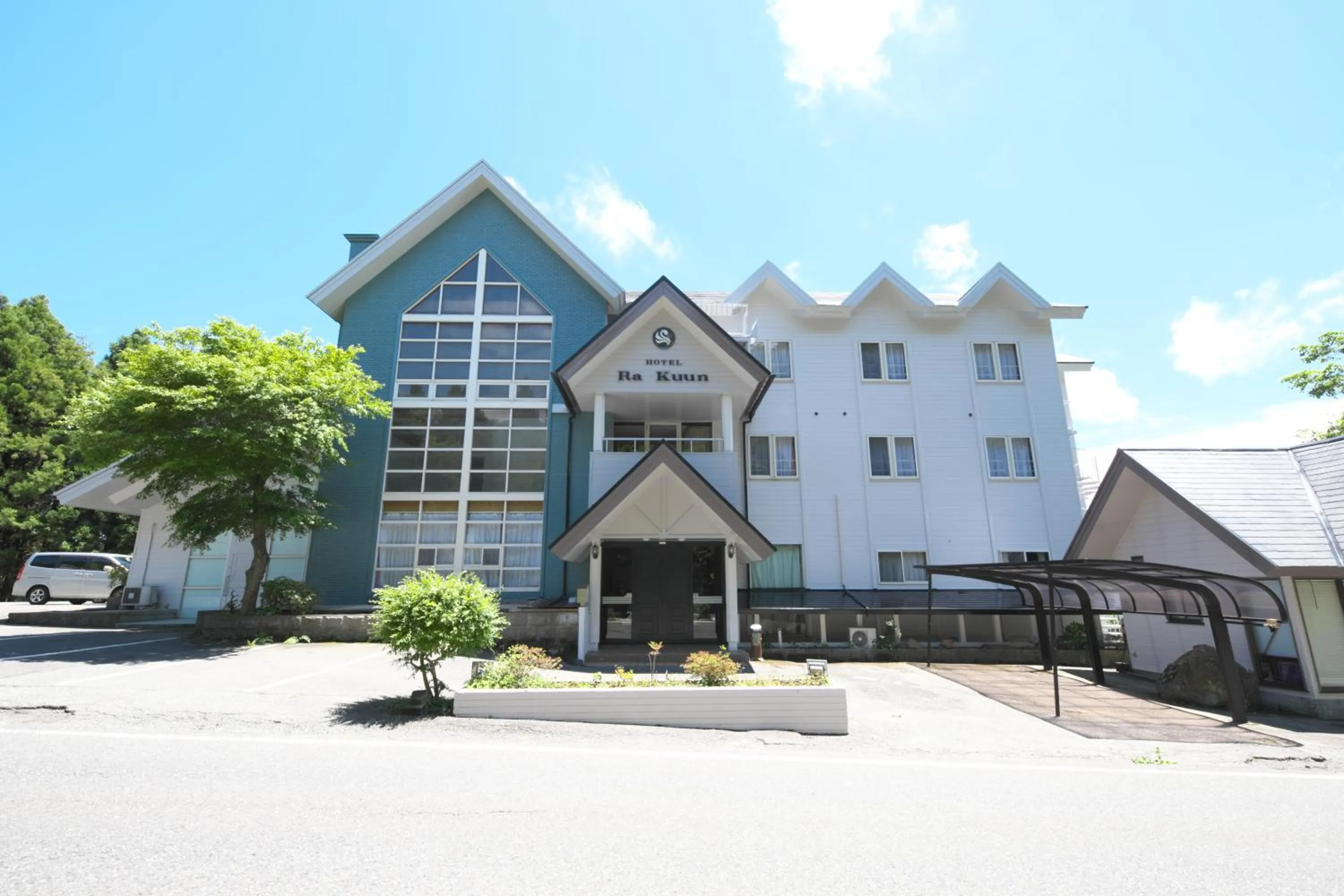 Facade/entrance in Hotel Ra Kuun