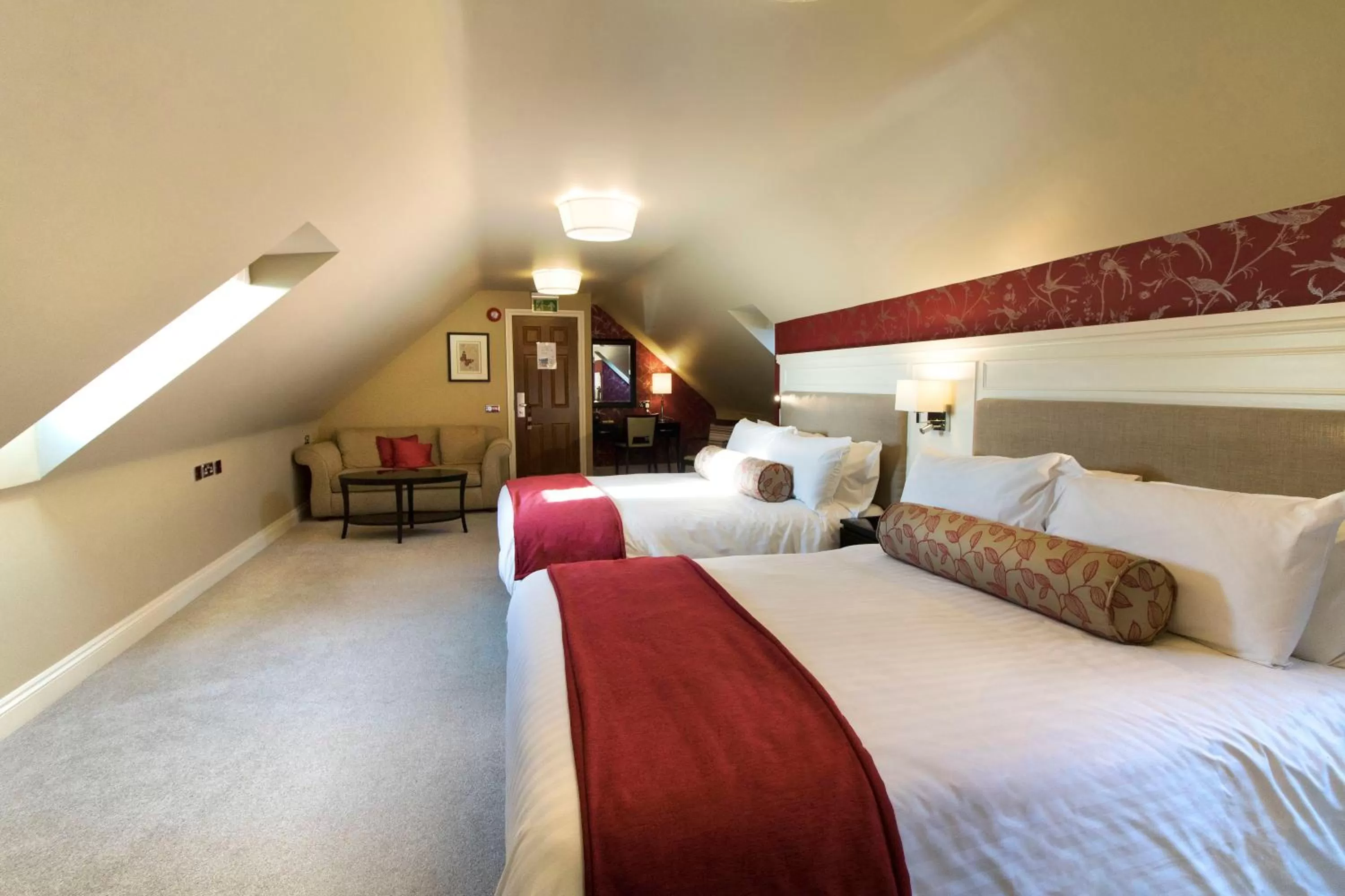 Bedroom, Bed in The Shrubbery Hotel, Ilminster