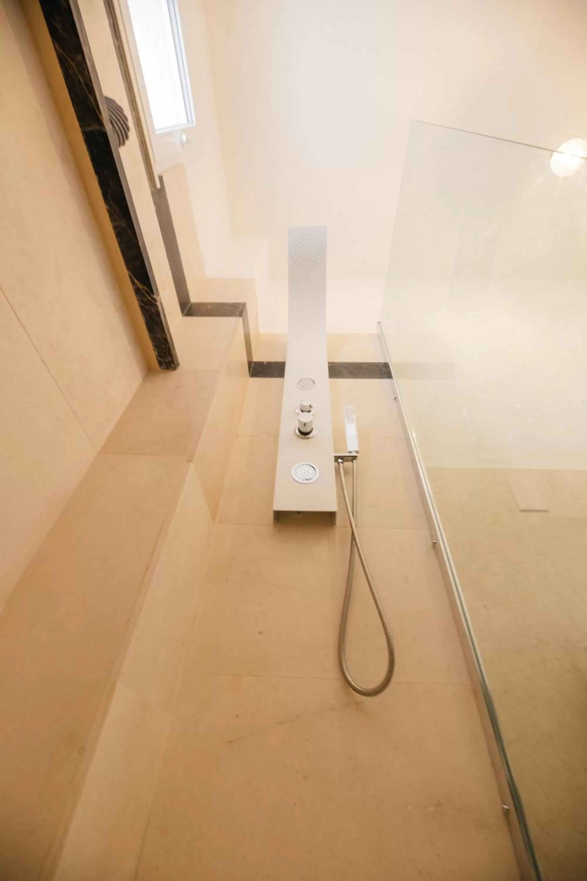 Le Stanze Di Brando E Nico