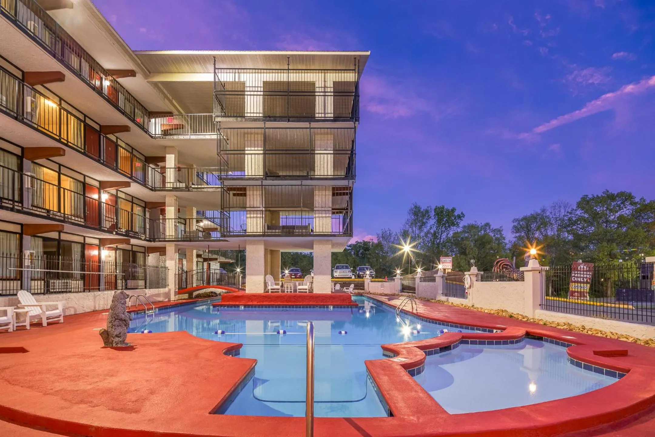 Property building in Americana Inn a Travelodge by Wyndham