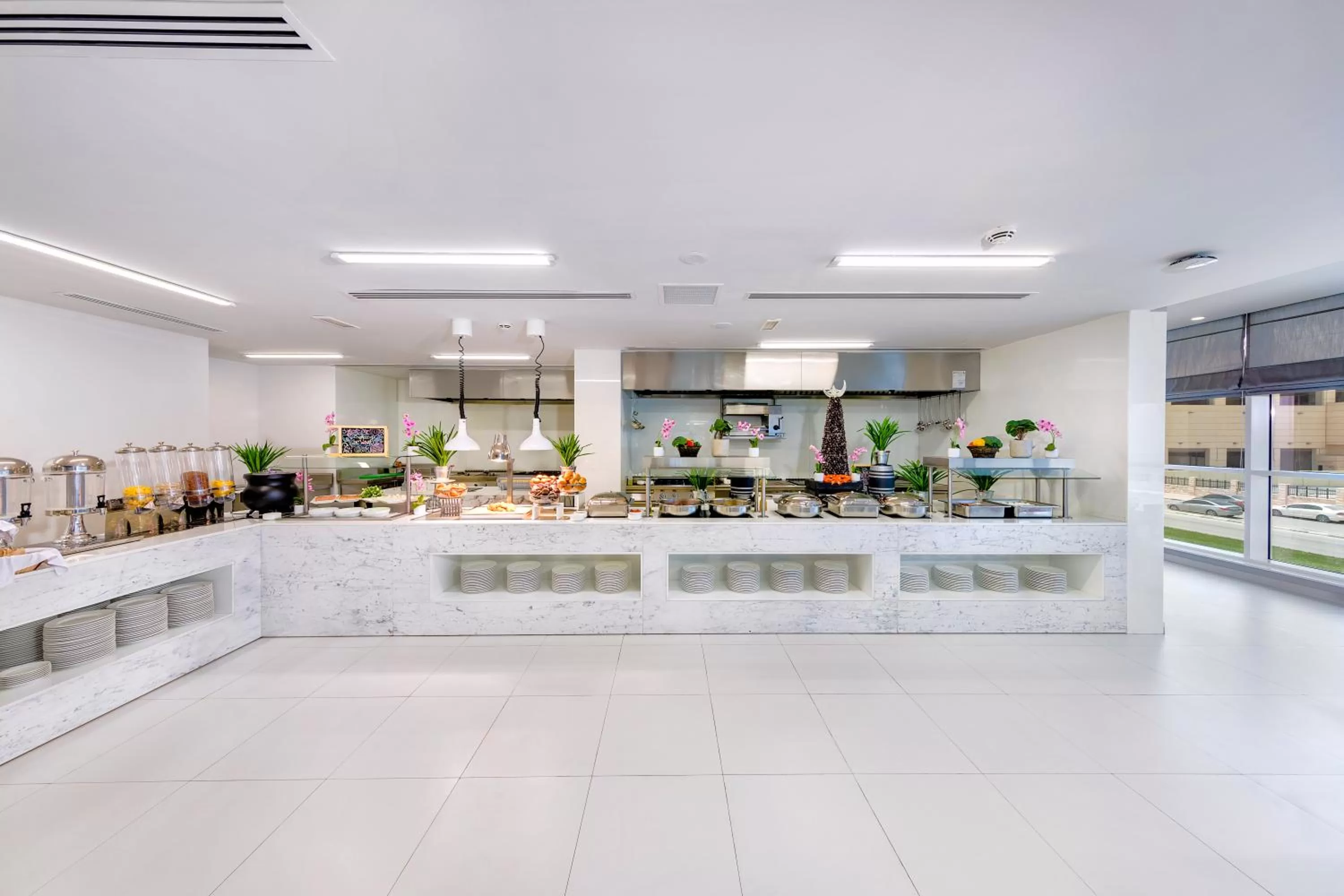 Restaurant/places to eat in Citymax Hotel Ras Al Khaimah