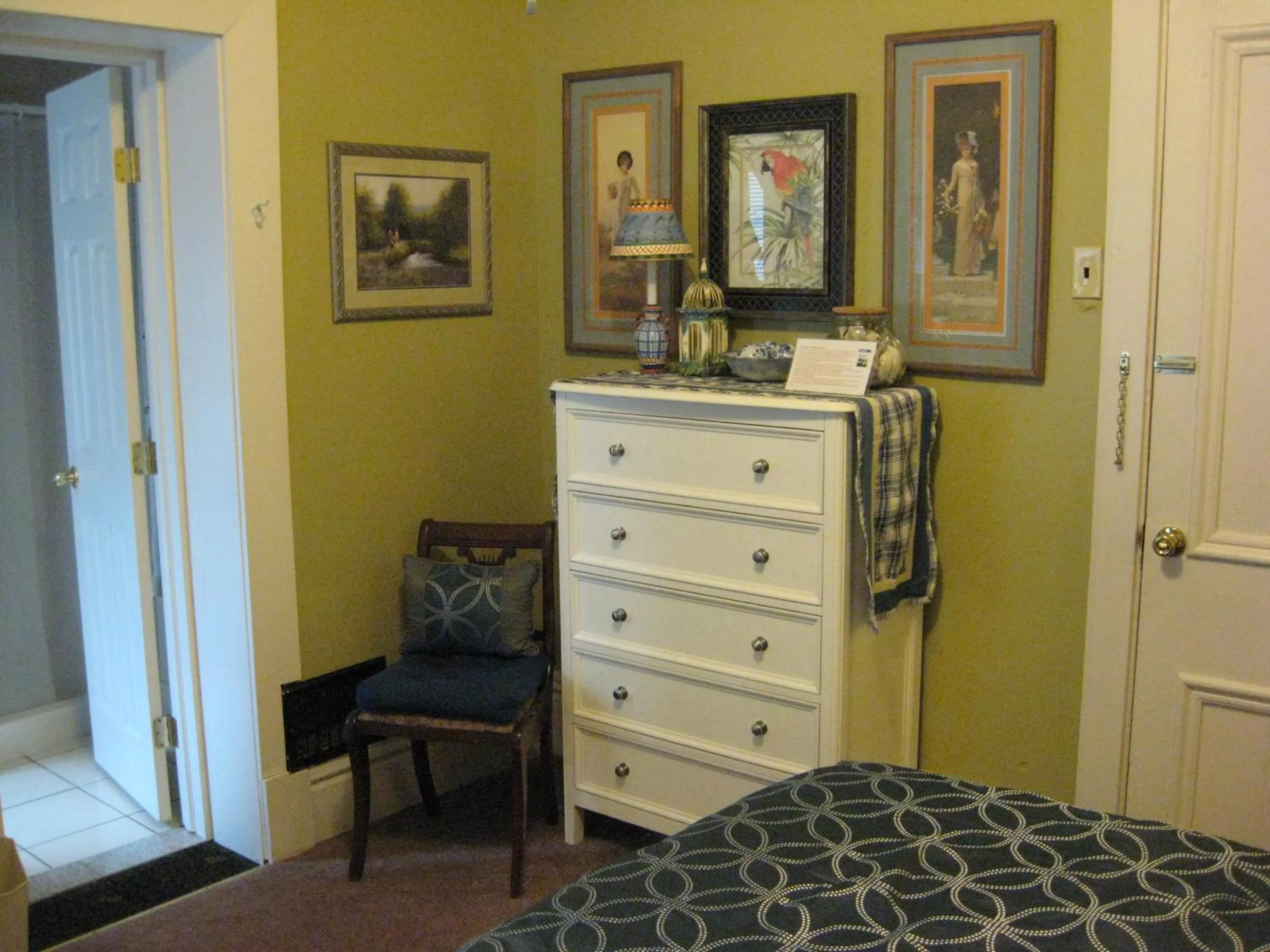 Bedroom, Lobby/Reception in Bayberry House Bed and Breakfast
