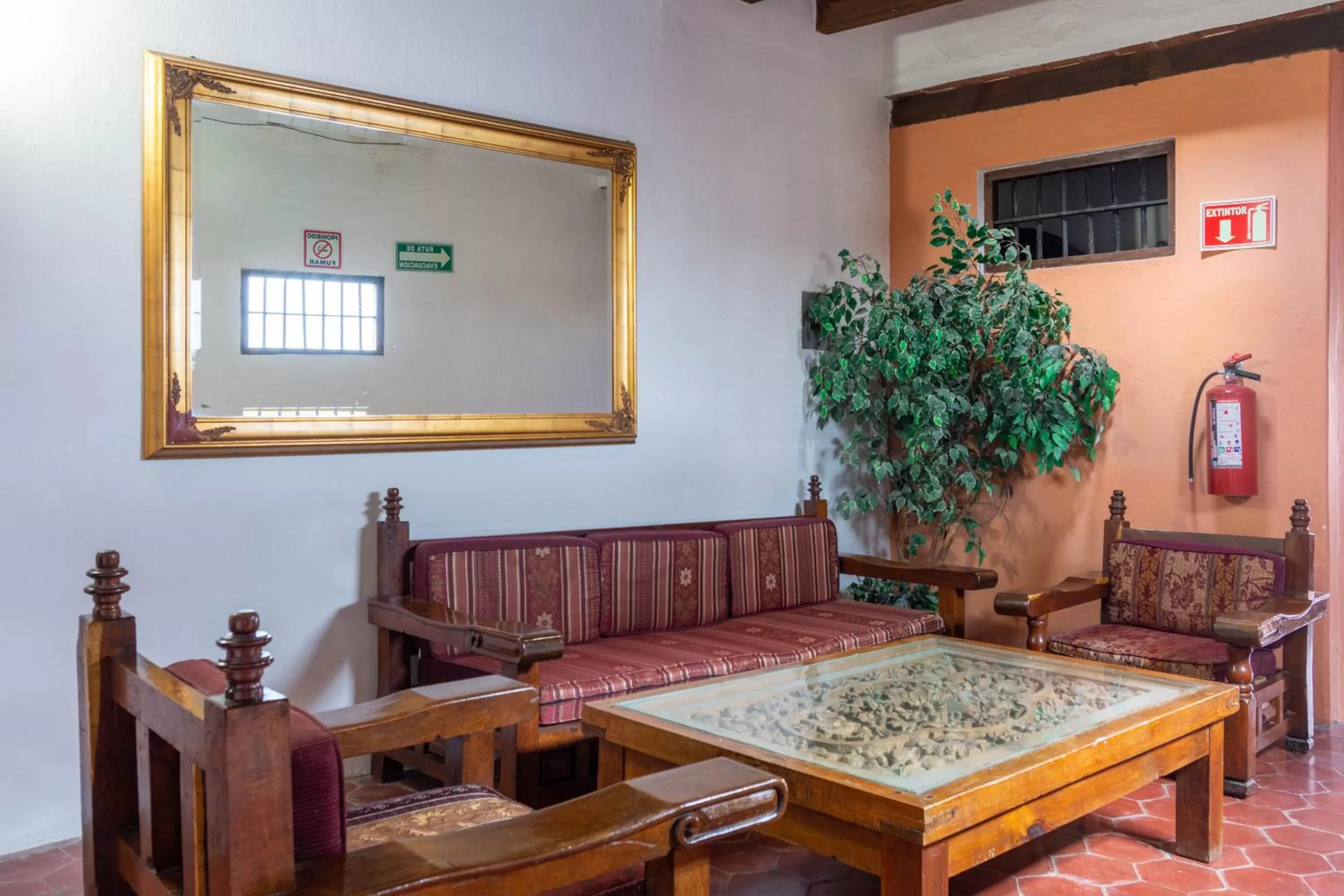 Seating area in Hosteria del Frayle