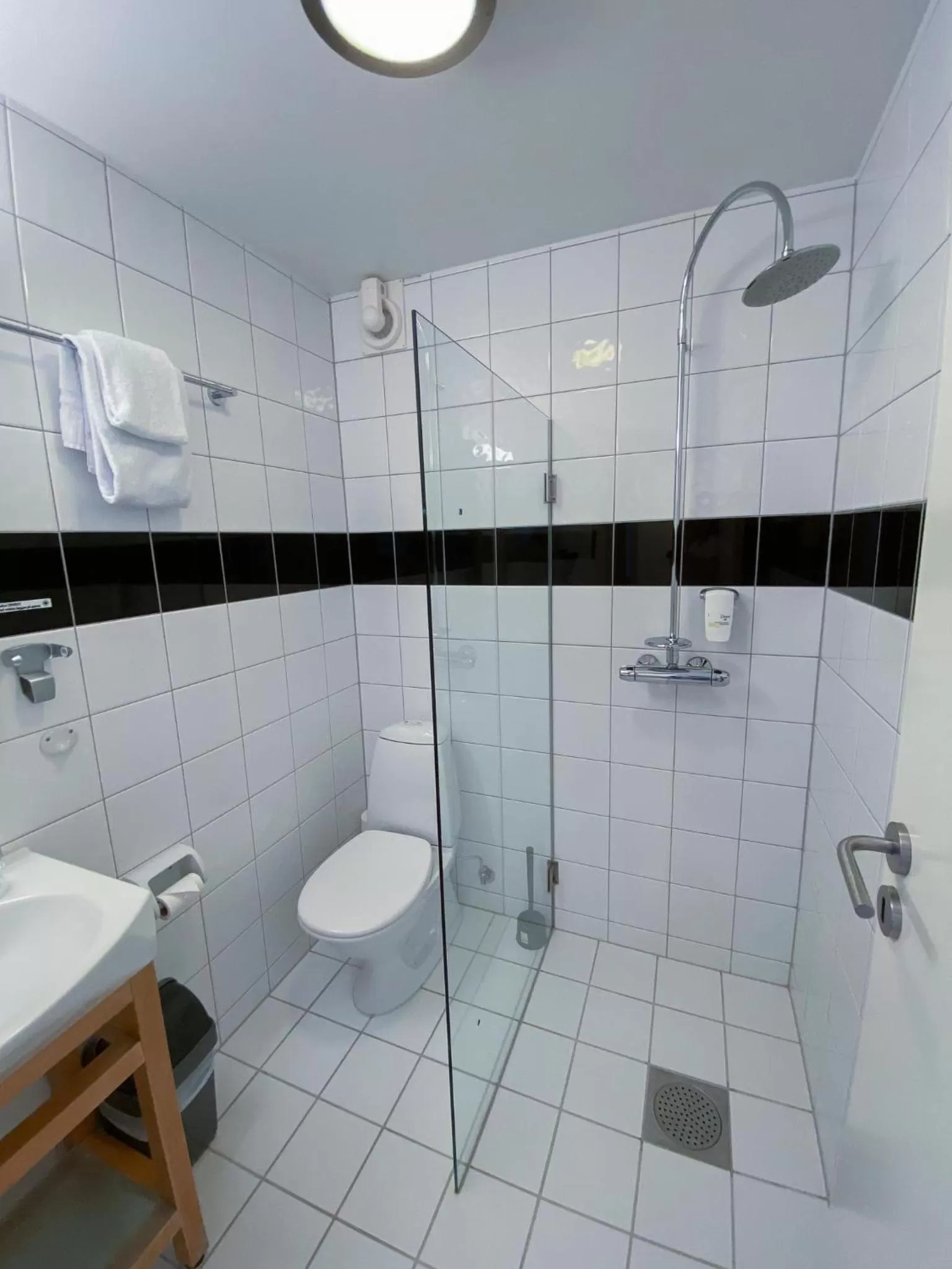 Bathroom in Lilland Brewery Hotel