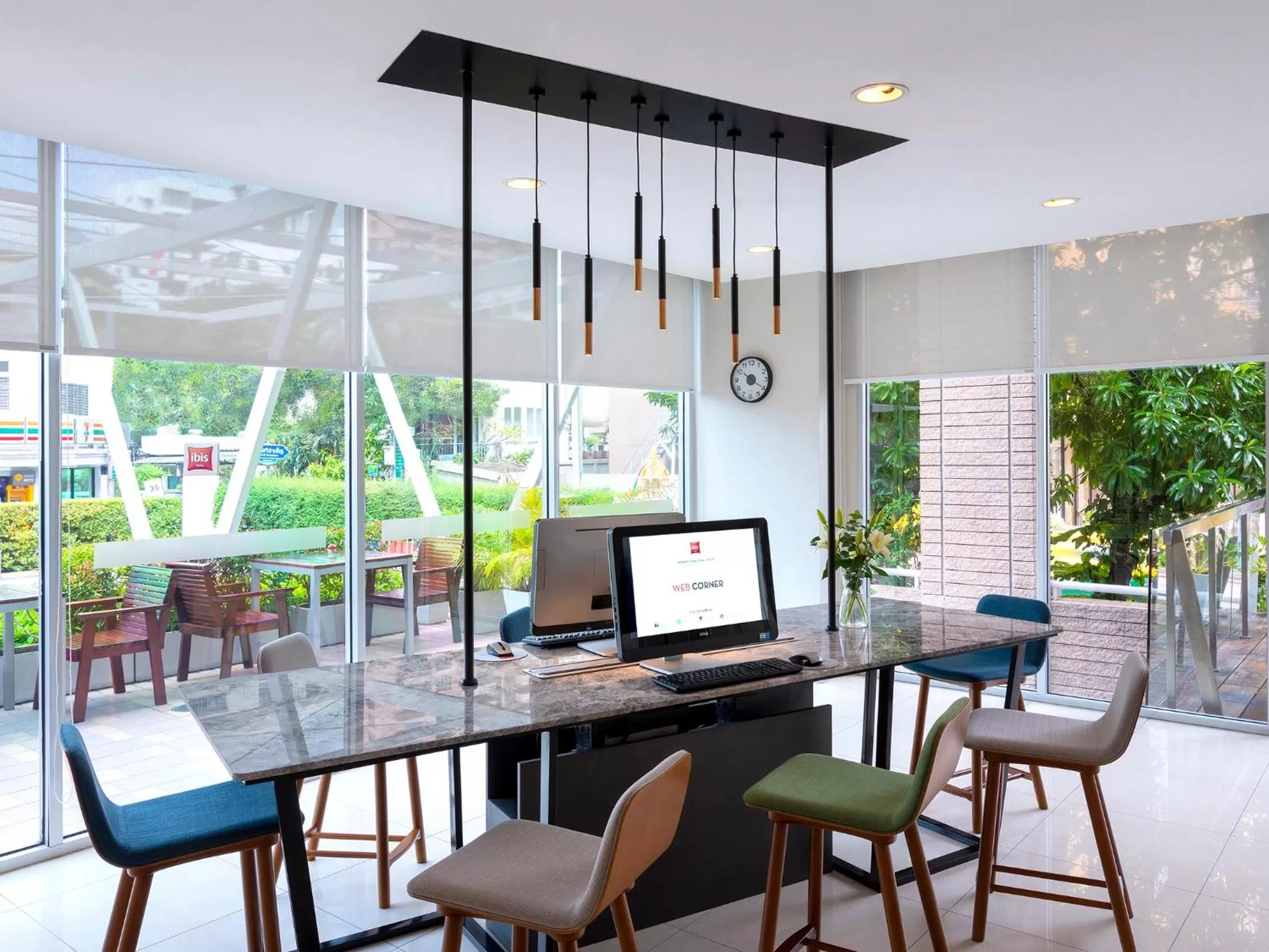 Business facilities in ibis Bangkok Sathorn