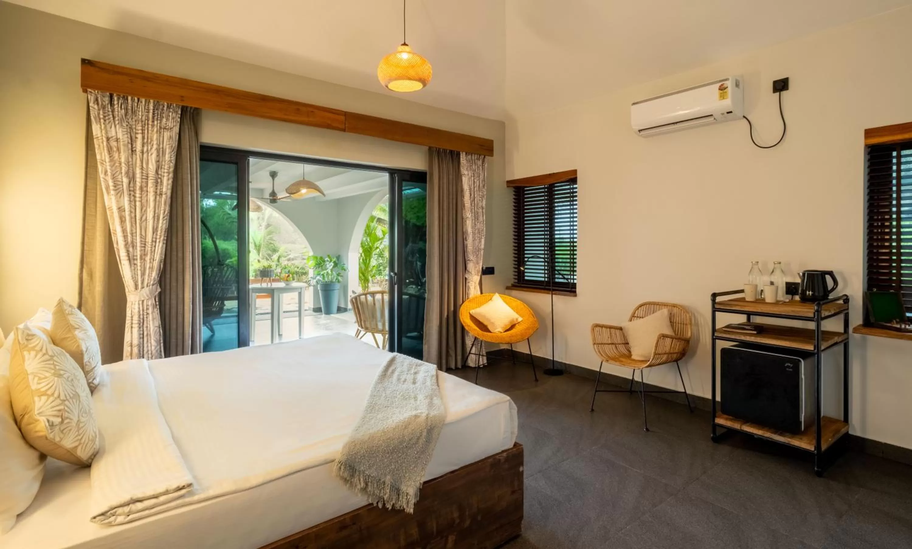 Bedroom, Bed in C Roque Beach Resort