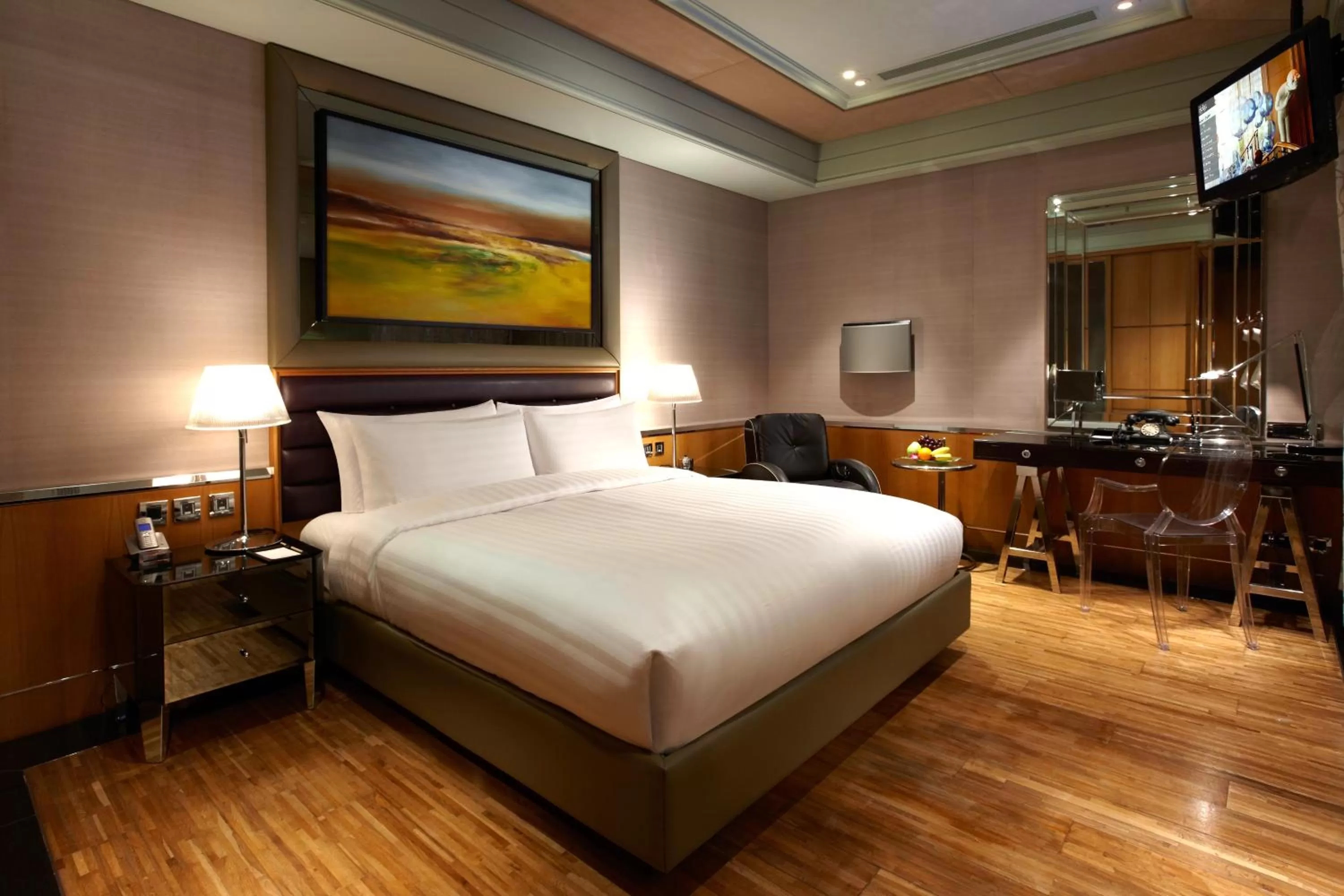 Photo of the whole room, Bed in Hotel Eclat Taipei