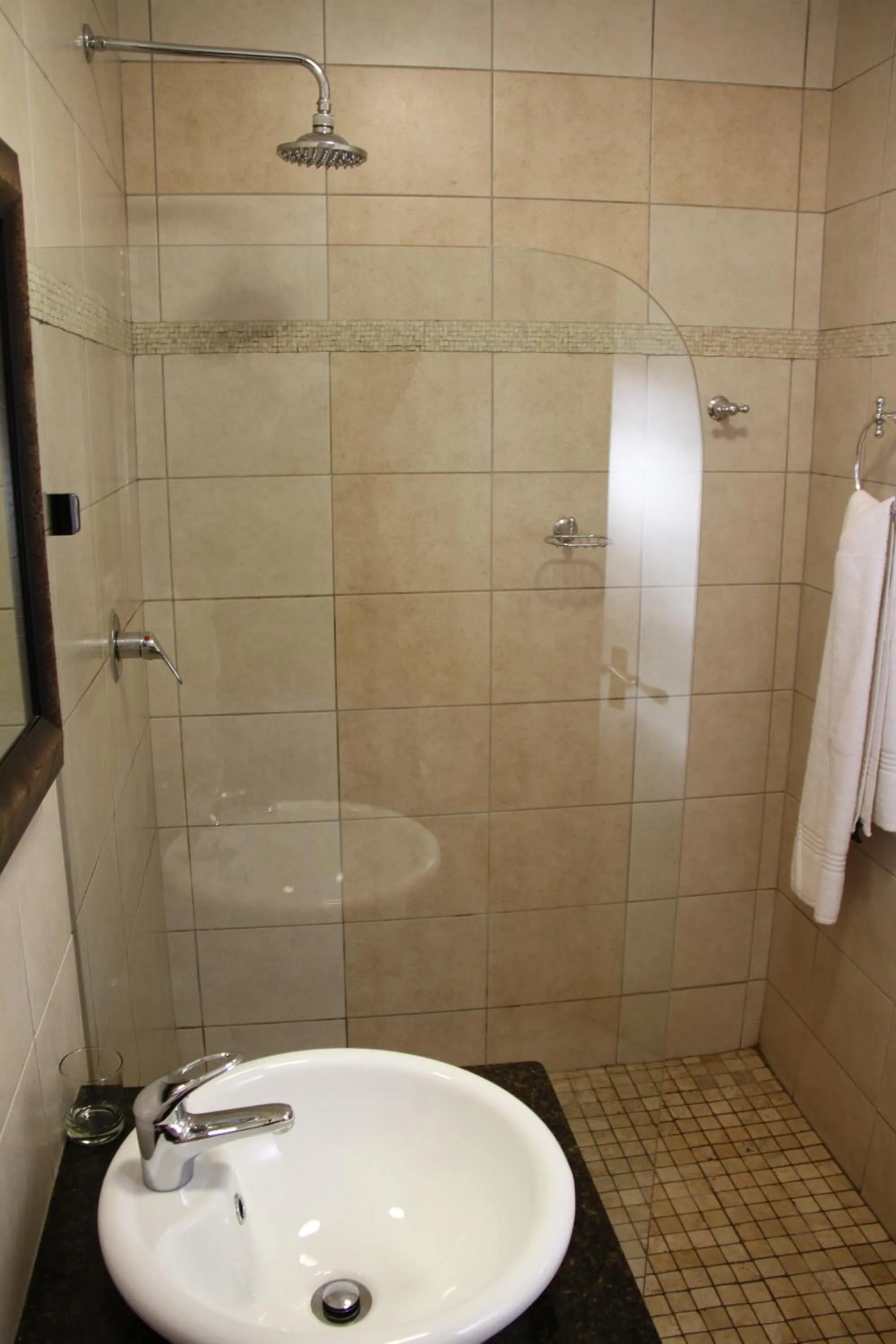 Shower in Turnberry Boutique Hotel