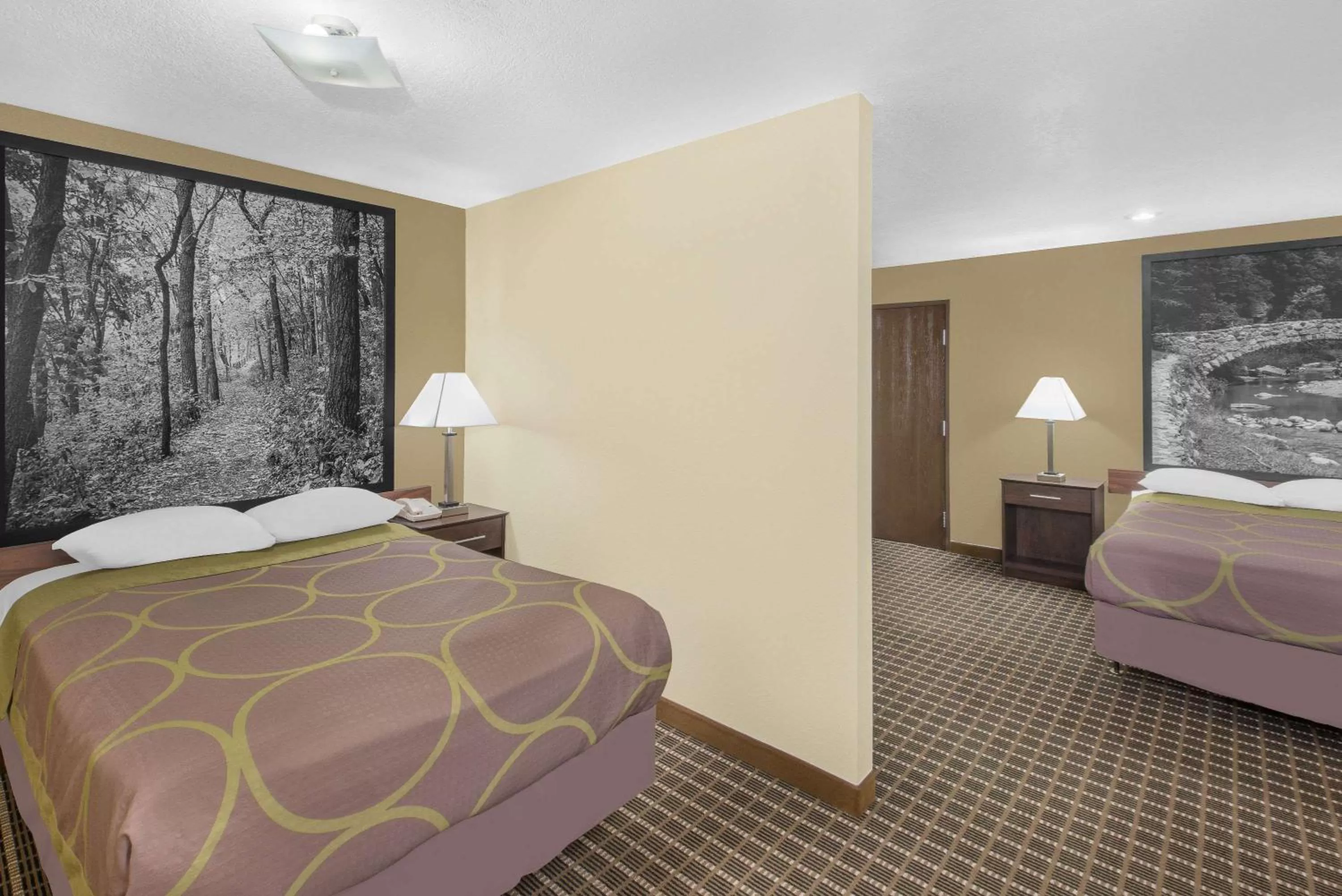 Photo of the whole room, Bed in Super 8 by Wyndham Webster City IA