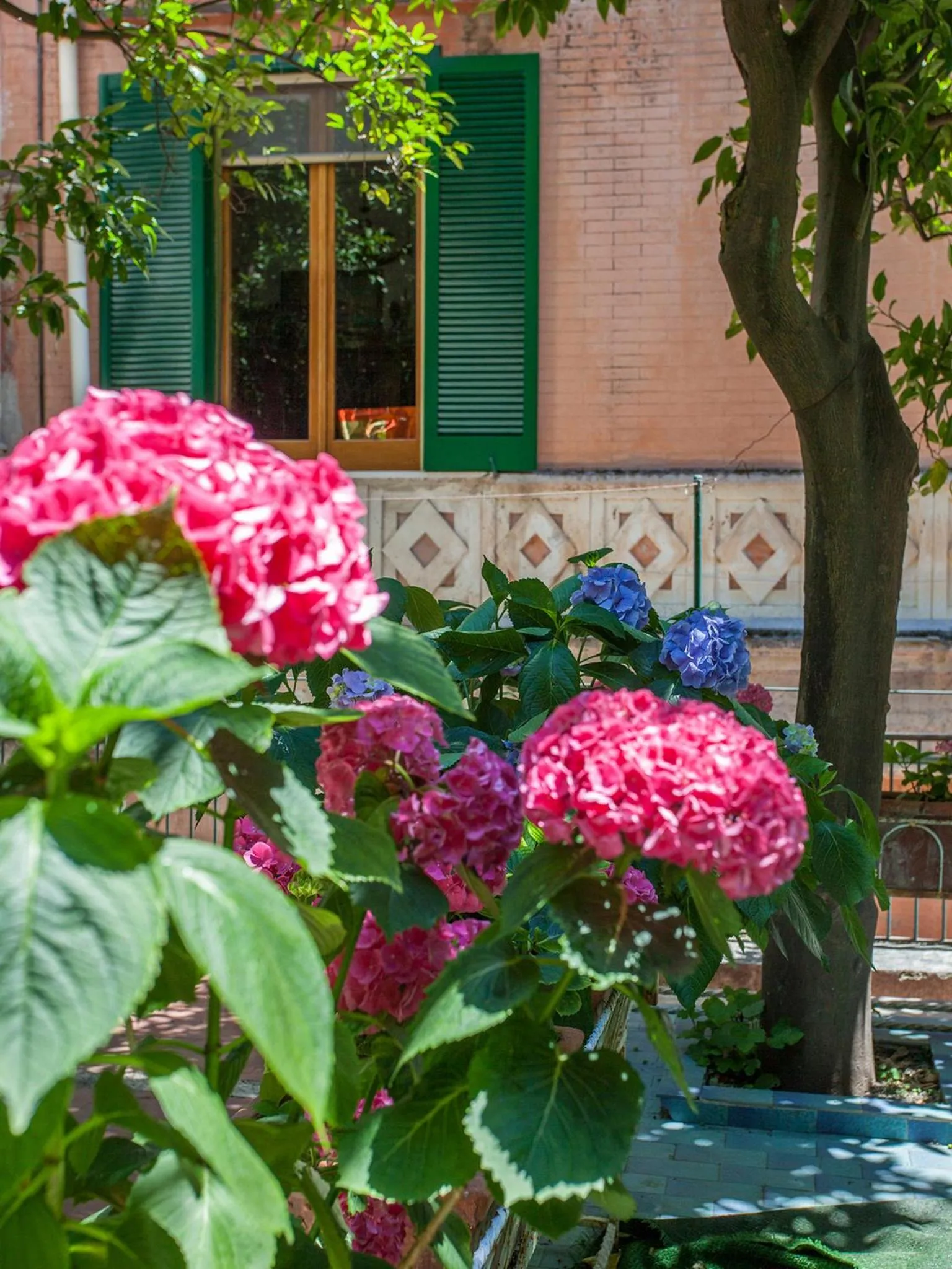 Decorative detail in Hotel Amalfi