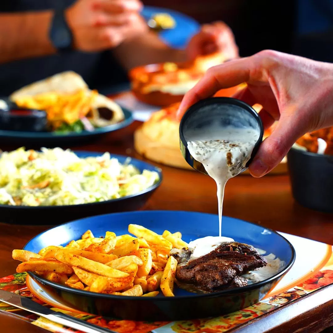 Food and drinks in Saraya Al Joude