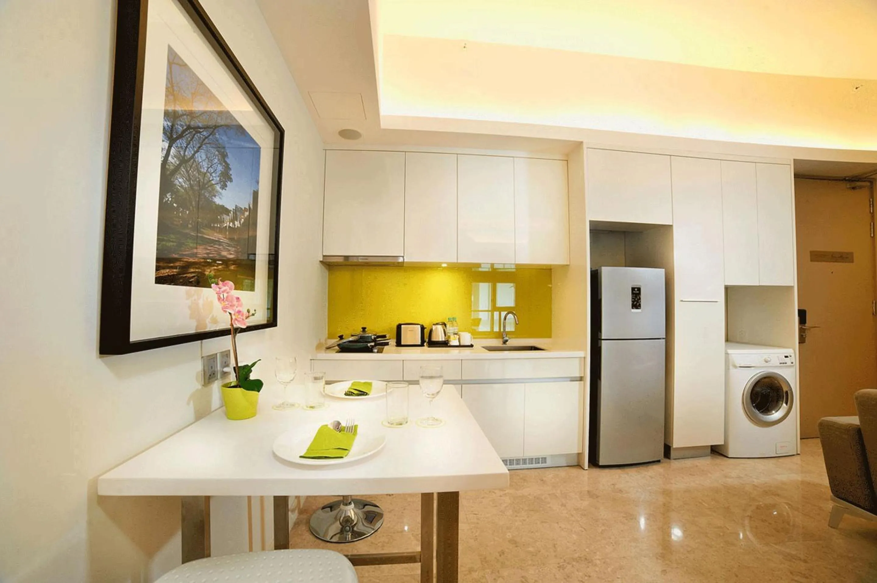 Kitchen or kitchenette in The Signature Hotel & Serviced Suites Kuala Lumpur