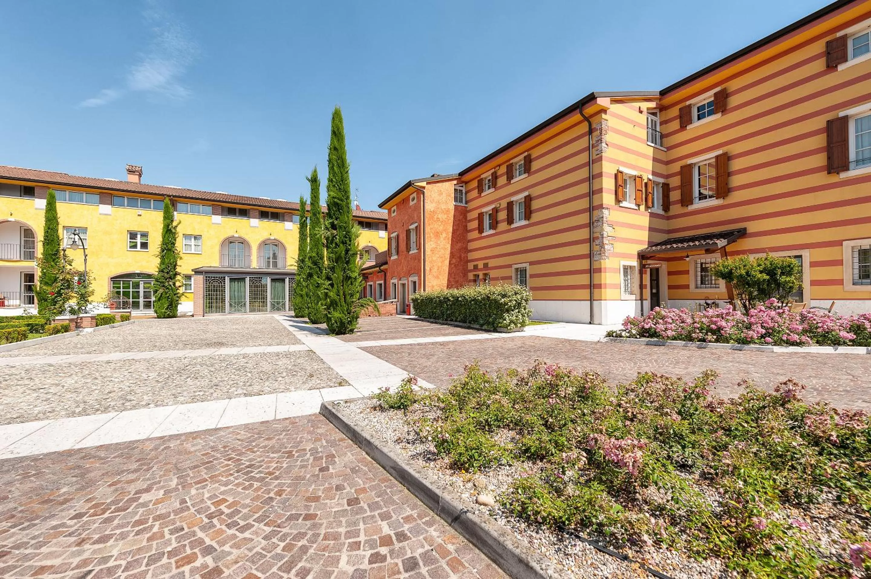 Property building in Hotel Villa Malaspina