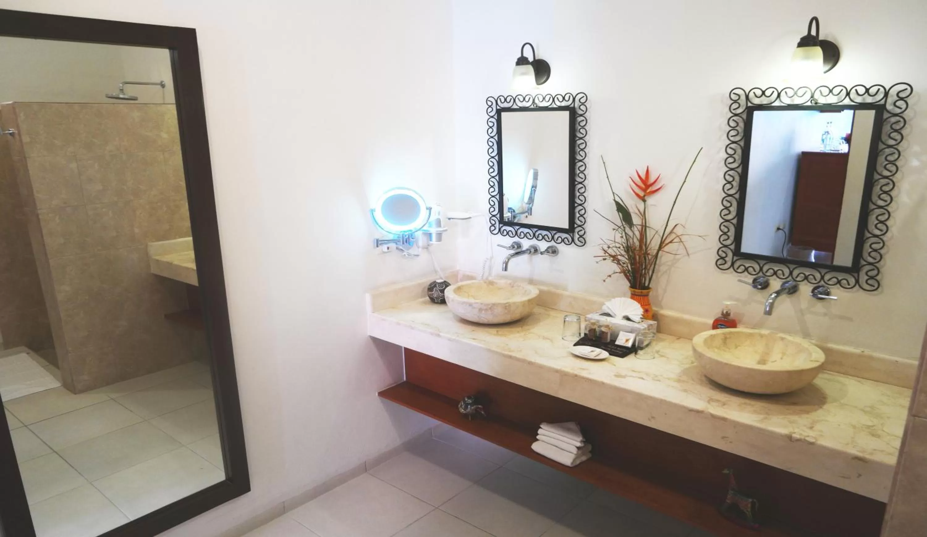 Bathroom in Merida Santiago Hotel Boutique