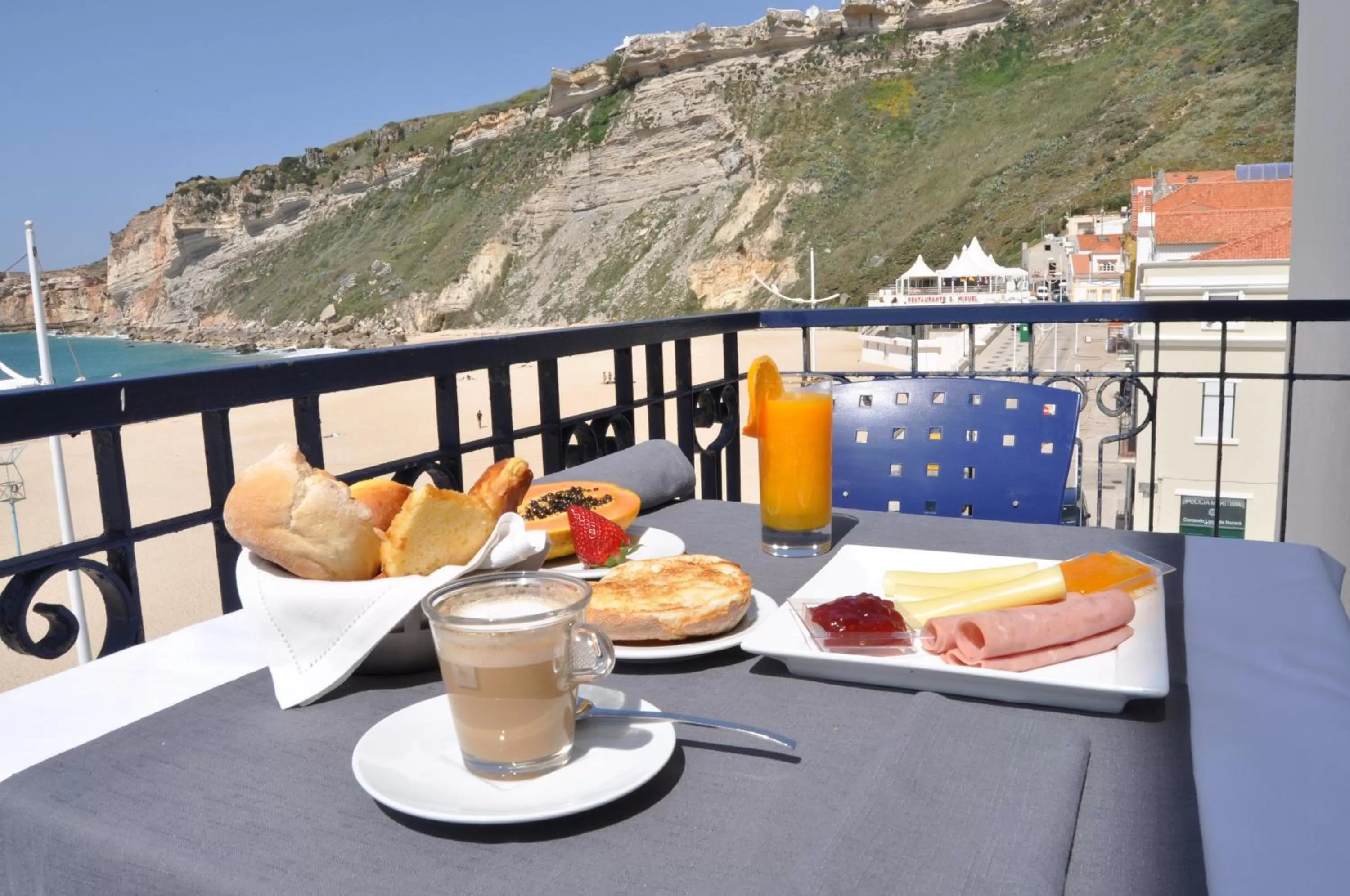 Balcony/Terrace in Hotel Mar Bravo