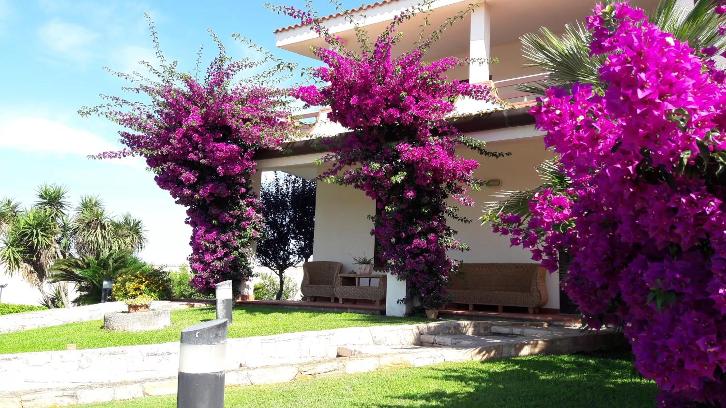 Facade/entrance, Garden in Le Schiavelle