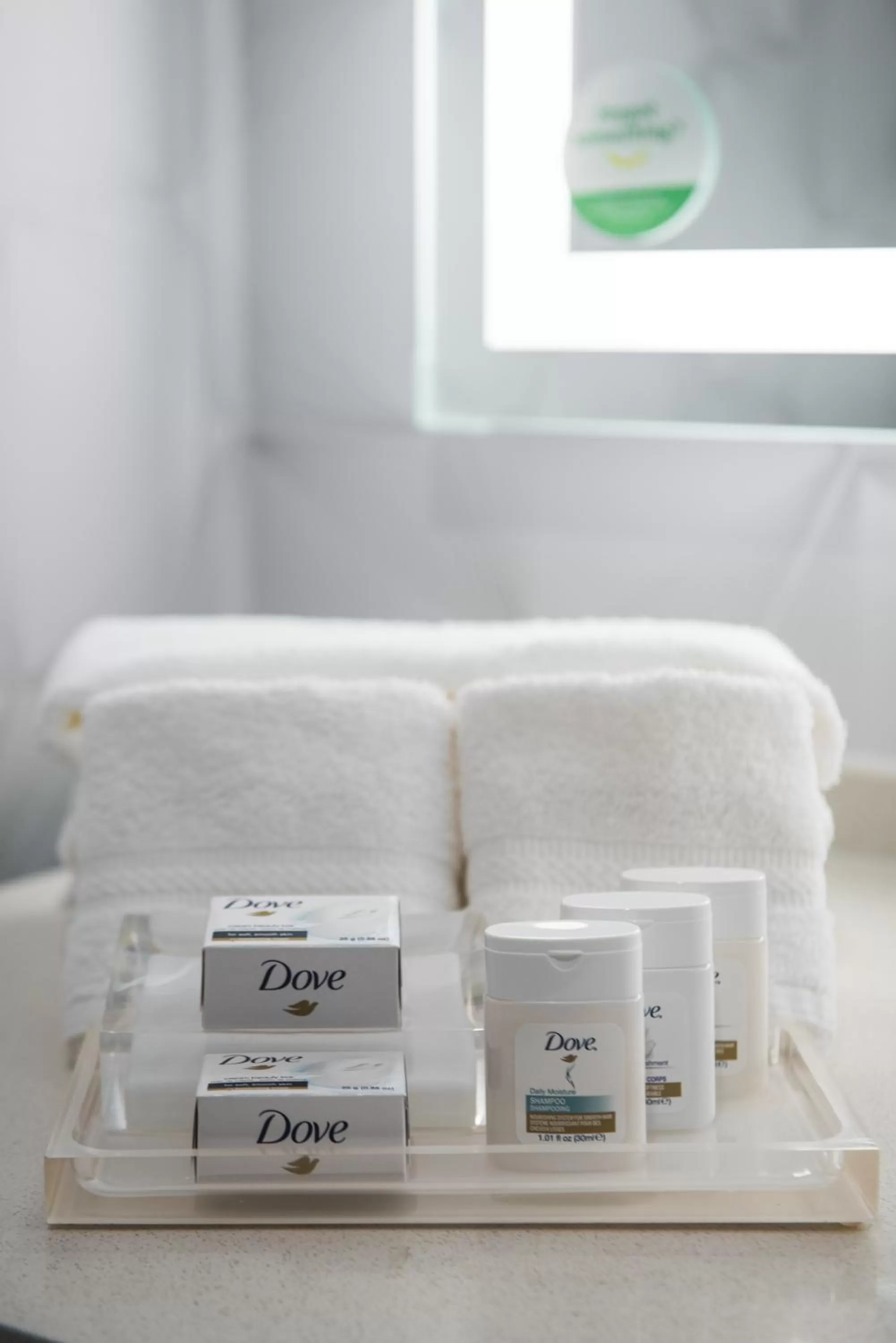 King Room - Mobility Access Tub - Non-Smoking in Holiday Inn Newark International Airport