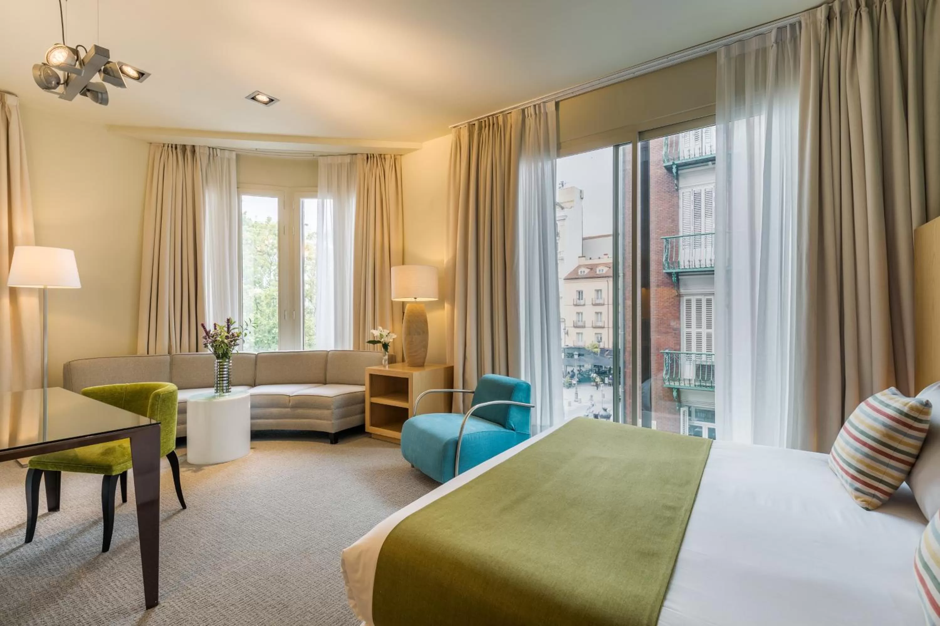 Photo of the whole room, Bed in Room Mate Alicia, Madrid