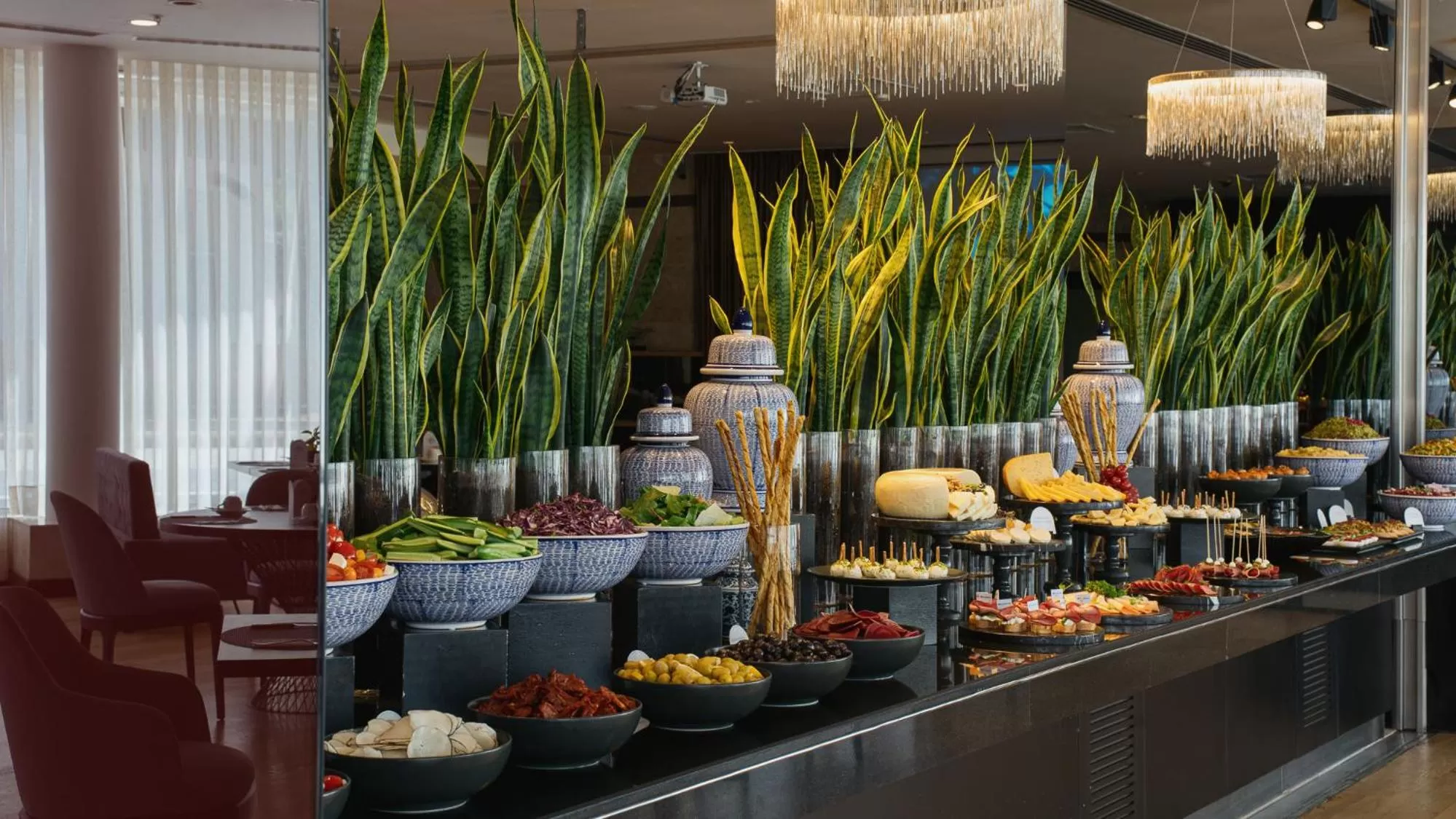 Buffet breakfast in Wyndham Ankara