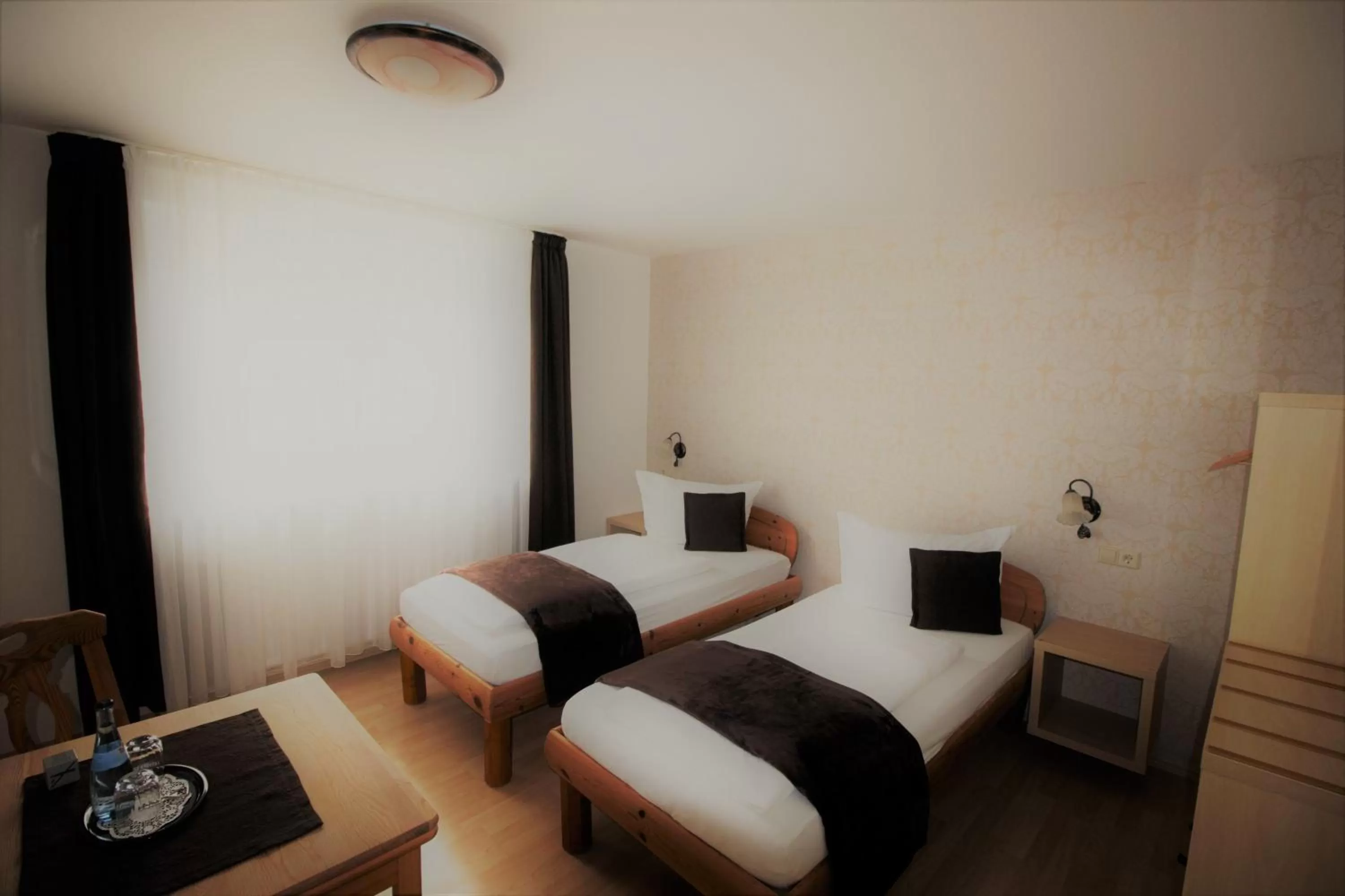 Photo of the whole room, Bed in Hotel Wirtshaus Krone