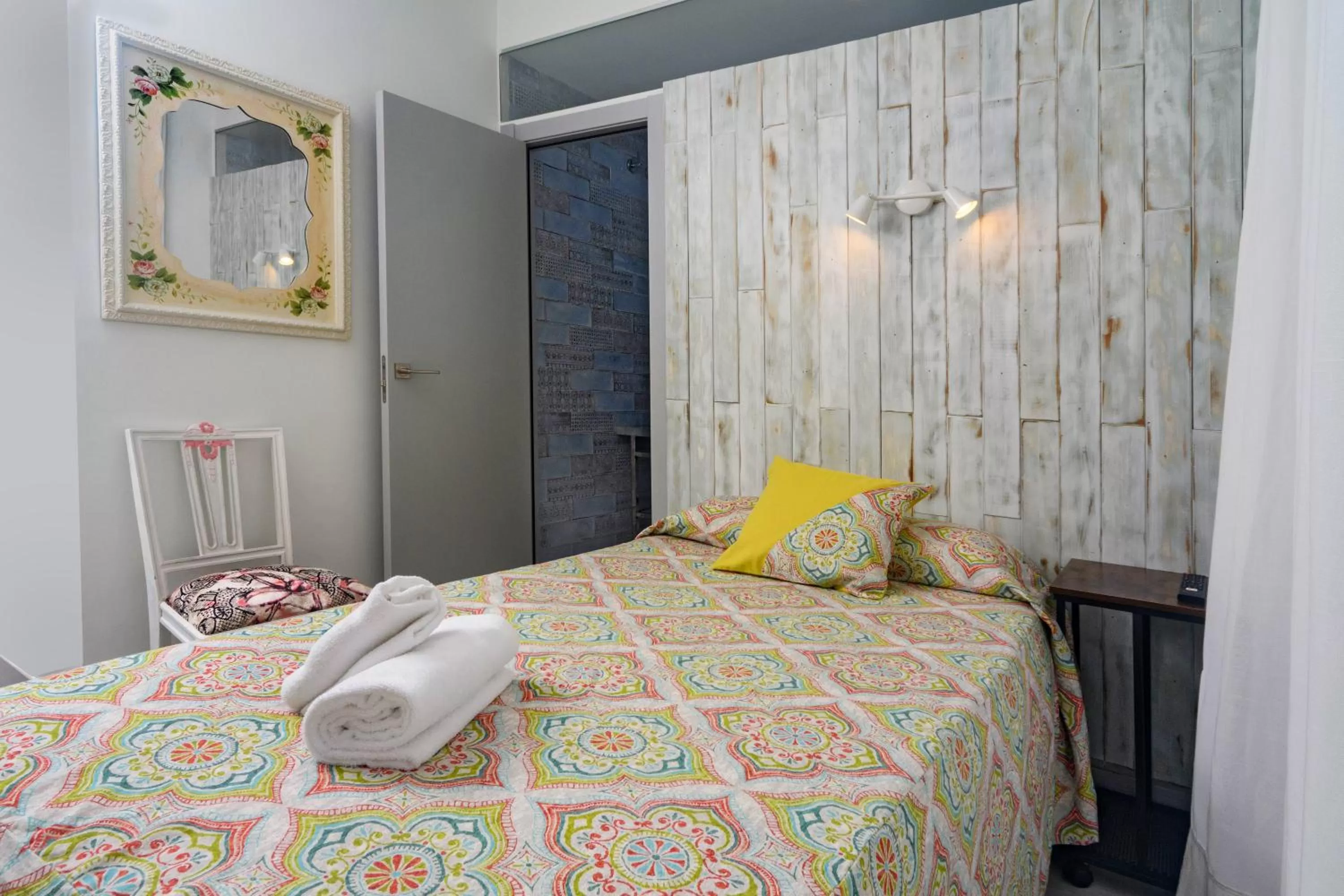 Bed in NR Mirador del Castillo