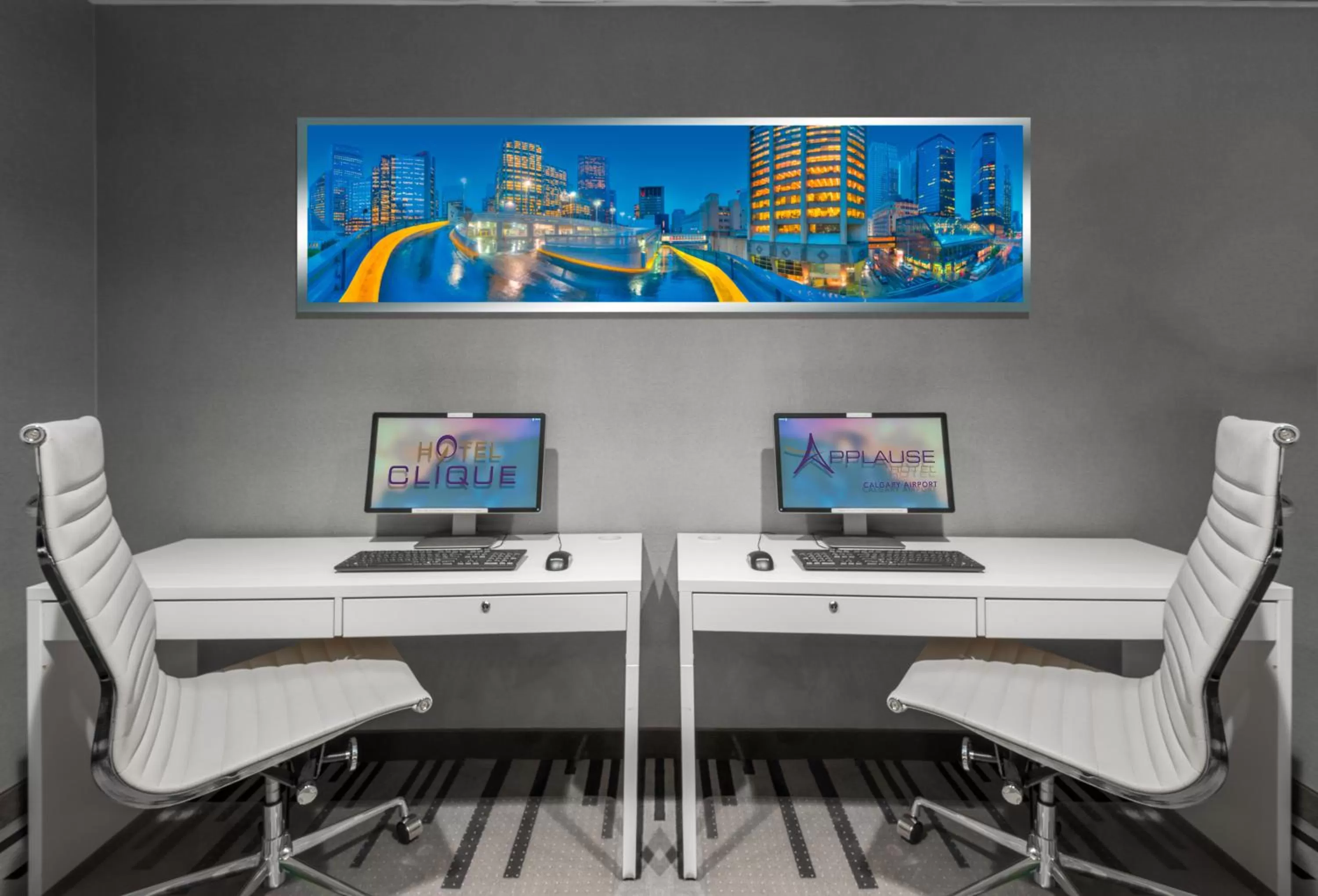 Business facilities in Hotel Clique Calgary Airport
