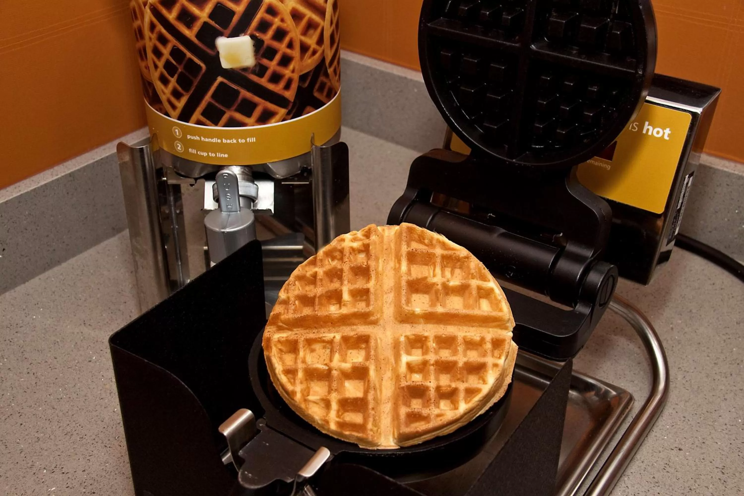Dining area in Hampton Inn and Suites Ada