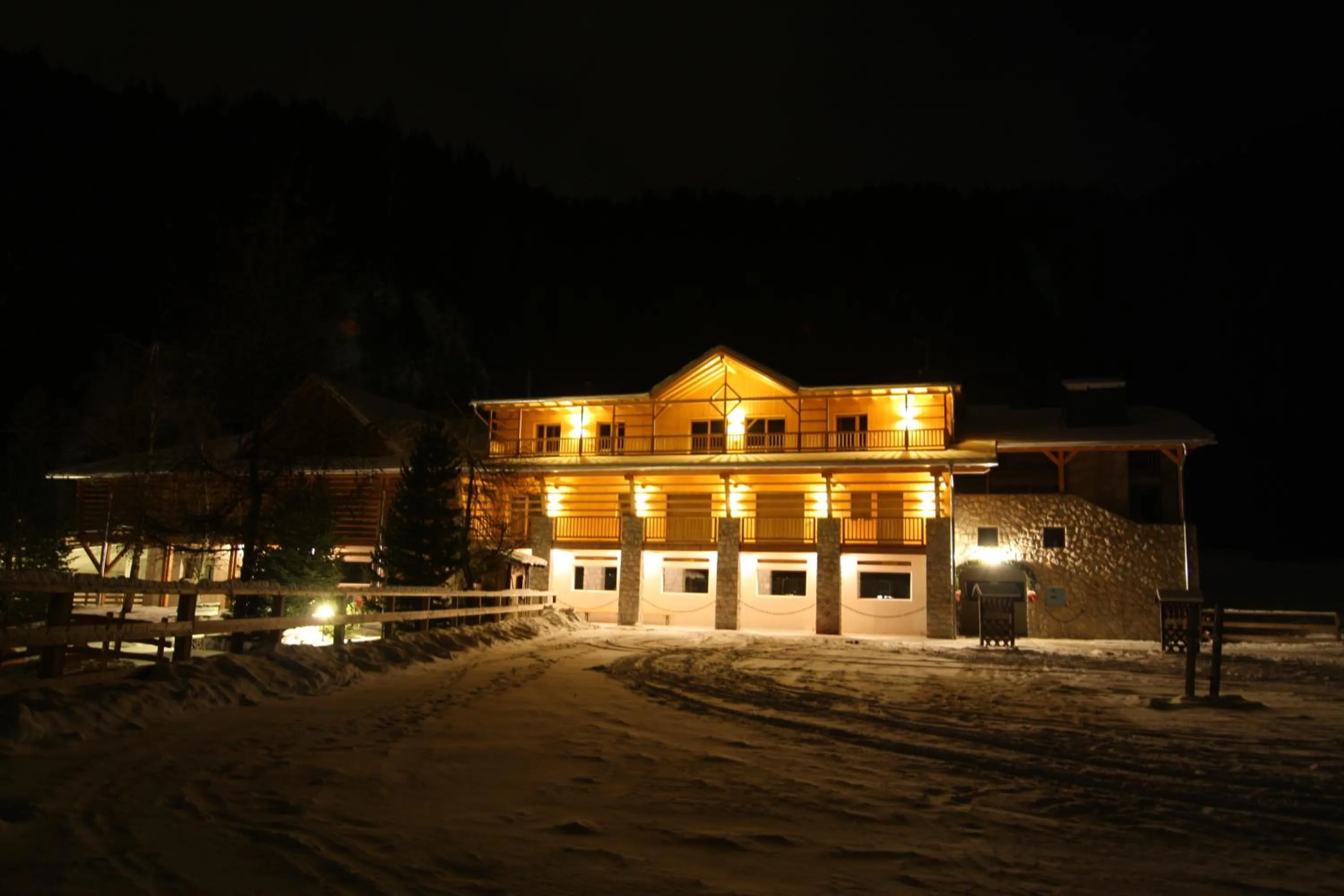 Night in Hotel Pozzamanigoni