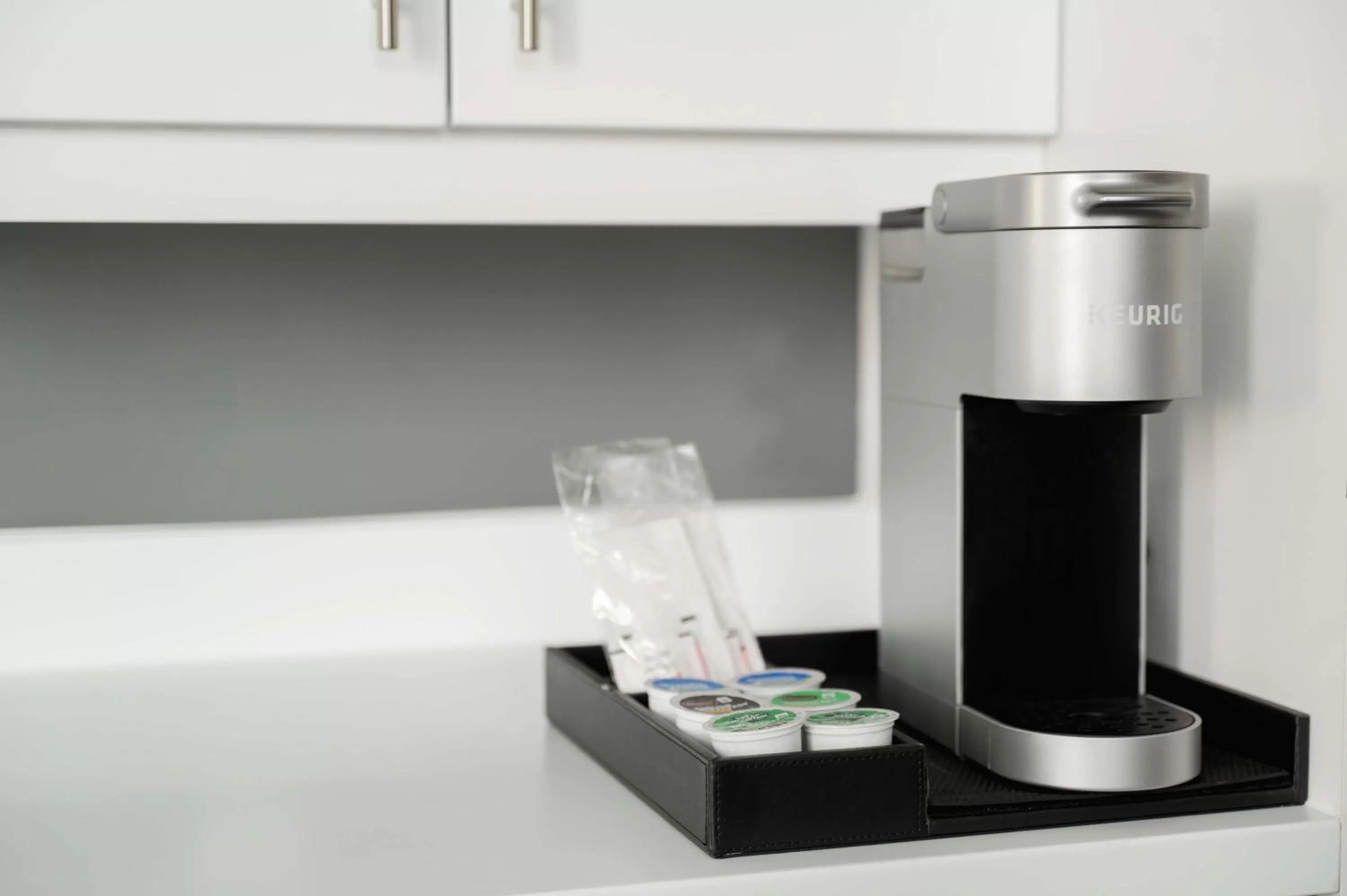 Photo of the whole room in Hotel Chauncey Iowa City, Tapestry Collection by Hilton