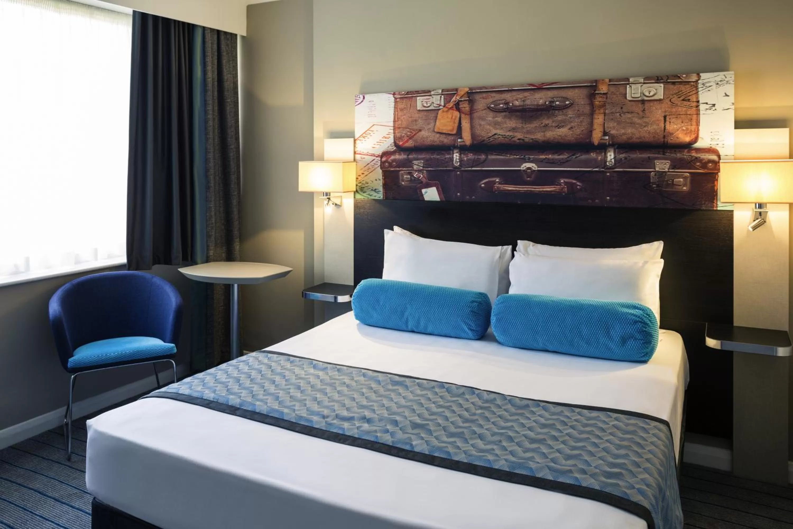 Bed in Mercure London Heathrow Airport